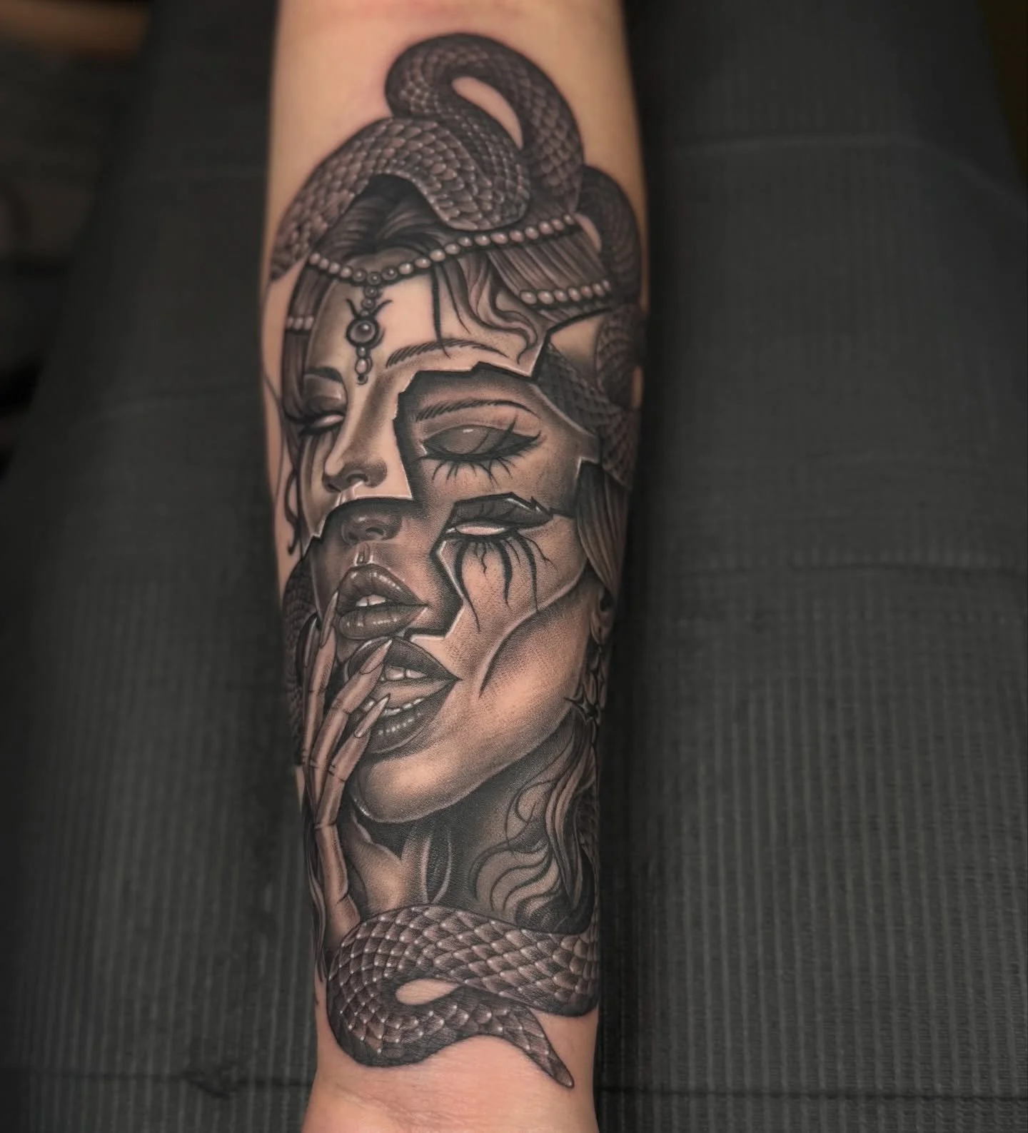 @khaiitattoo 🖤
Thank you for coming 

#tattoo #tattoos #tattooartists 
#ink #dmvtattooartist