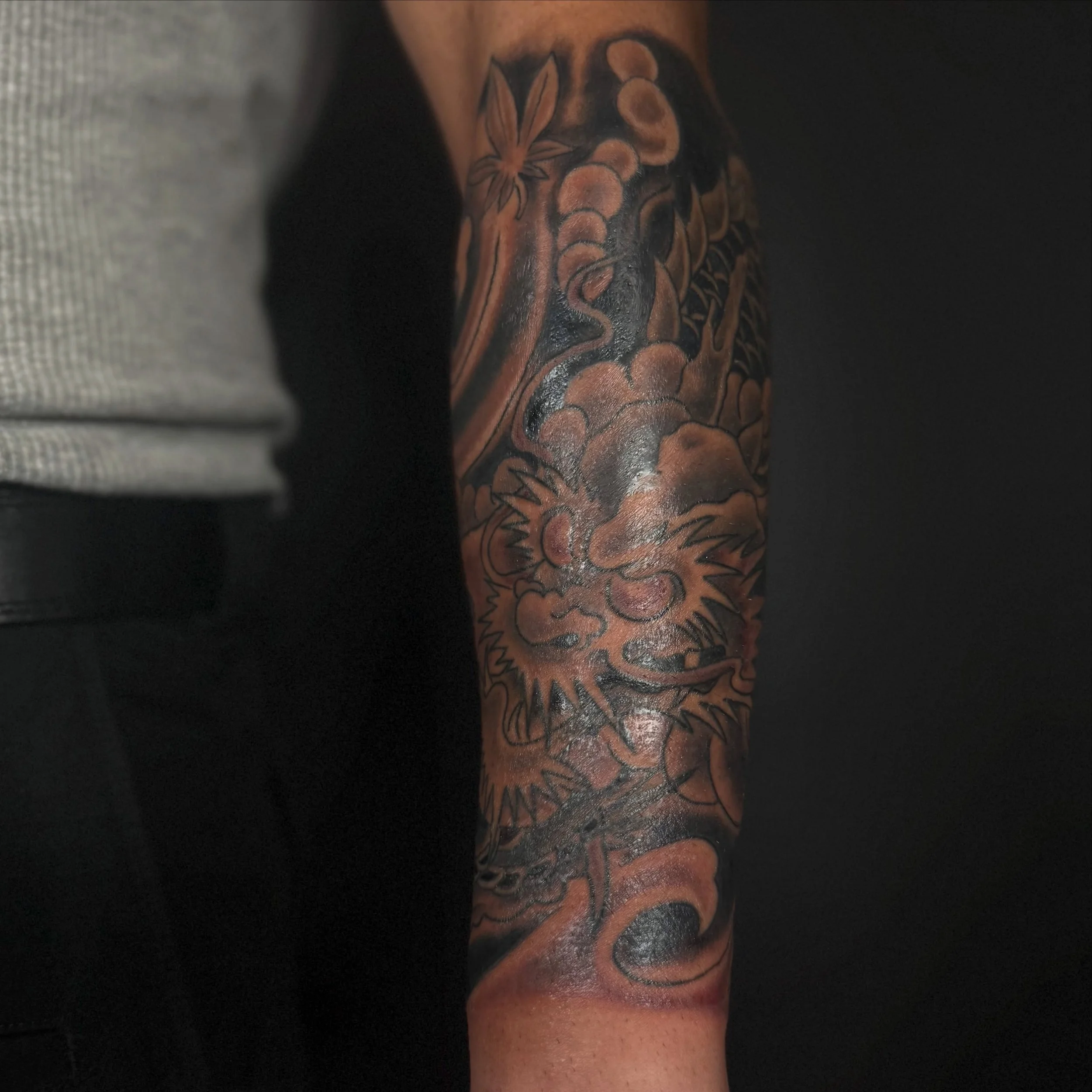 Tattoo by @therabidaffliction 
Thank you for your trust
Booking dm/email @79tattoo__ 

#japanesetattoo #tattoos #tattoo 
#ink #dmvtattooartist