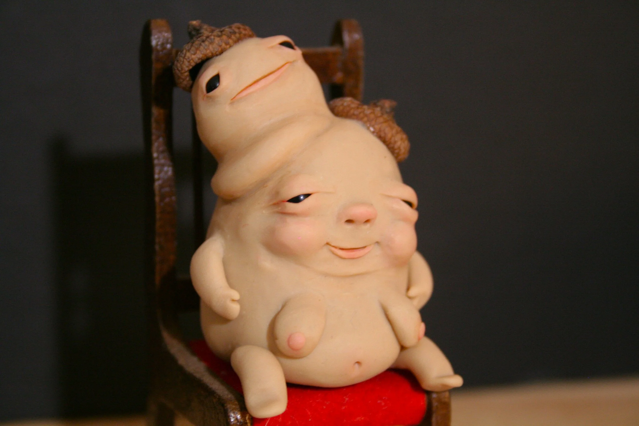 Morphed Acornian (w/ chair)