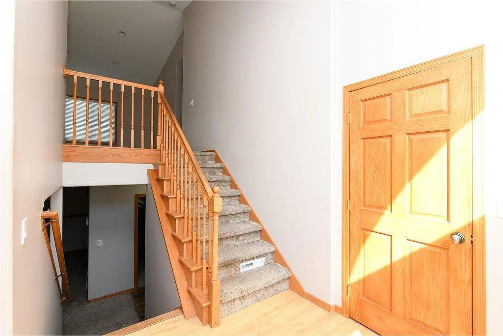8018 Aquarius Drive EntryTaraFontaineRealtor.jpeg