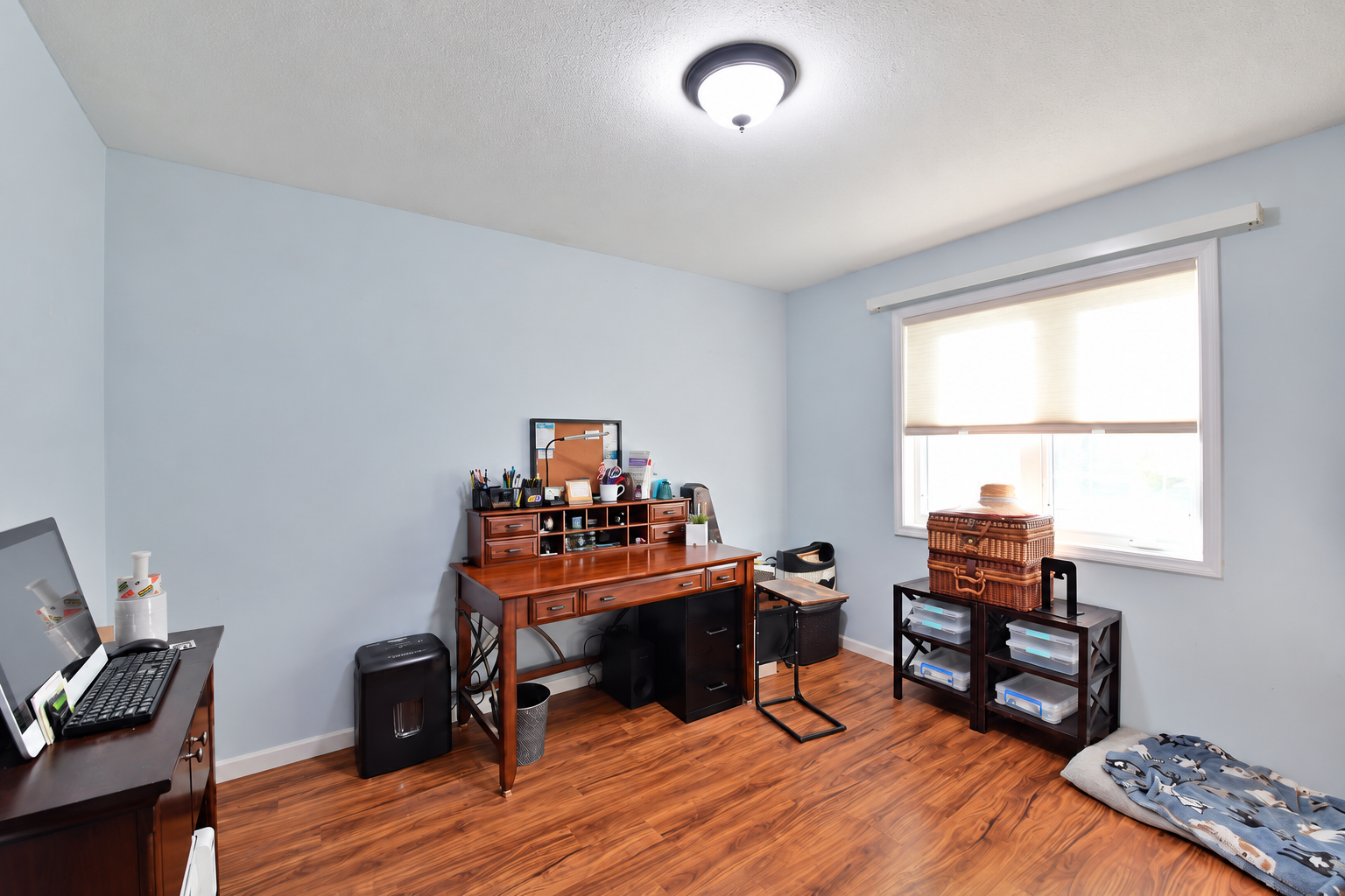 2213Fargo_Bedroom02_TaraFontaineRealtor.png