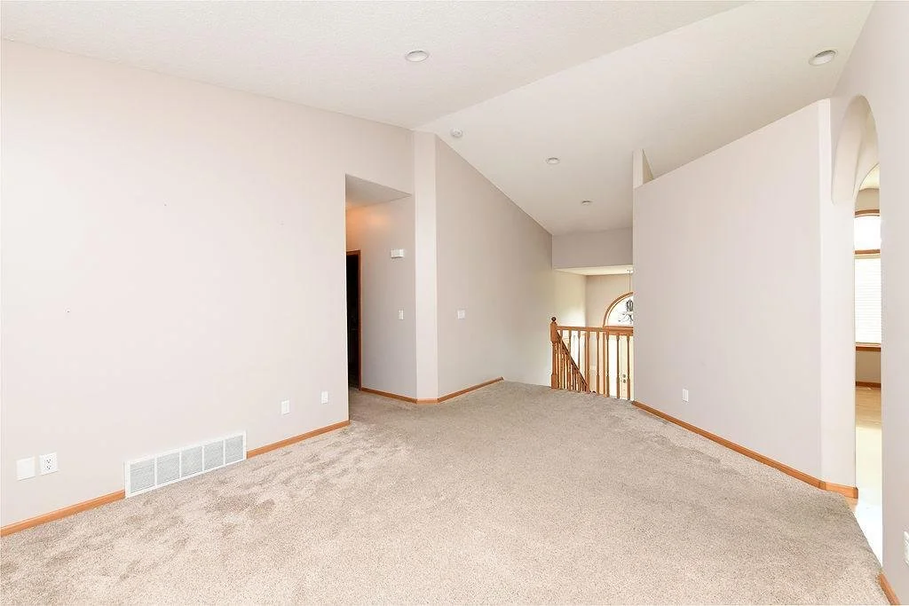 8018 Aquarius Drive LivingAreaTaraFontaineRealtor.jpeg