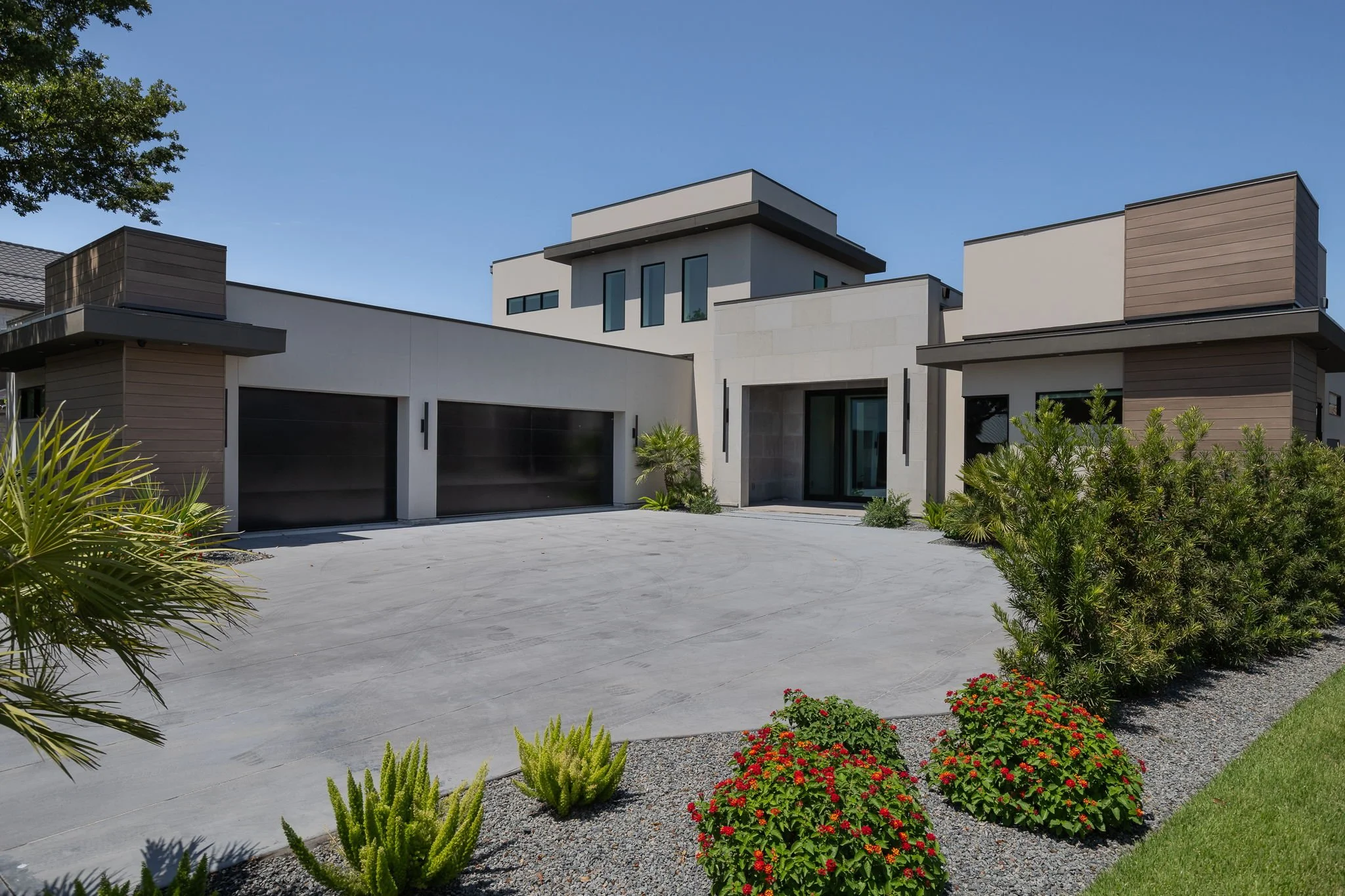 Jackson Custom Homes Front Elevation for the Hill country Parade of Homes