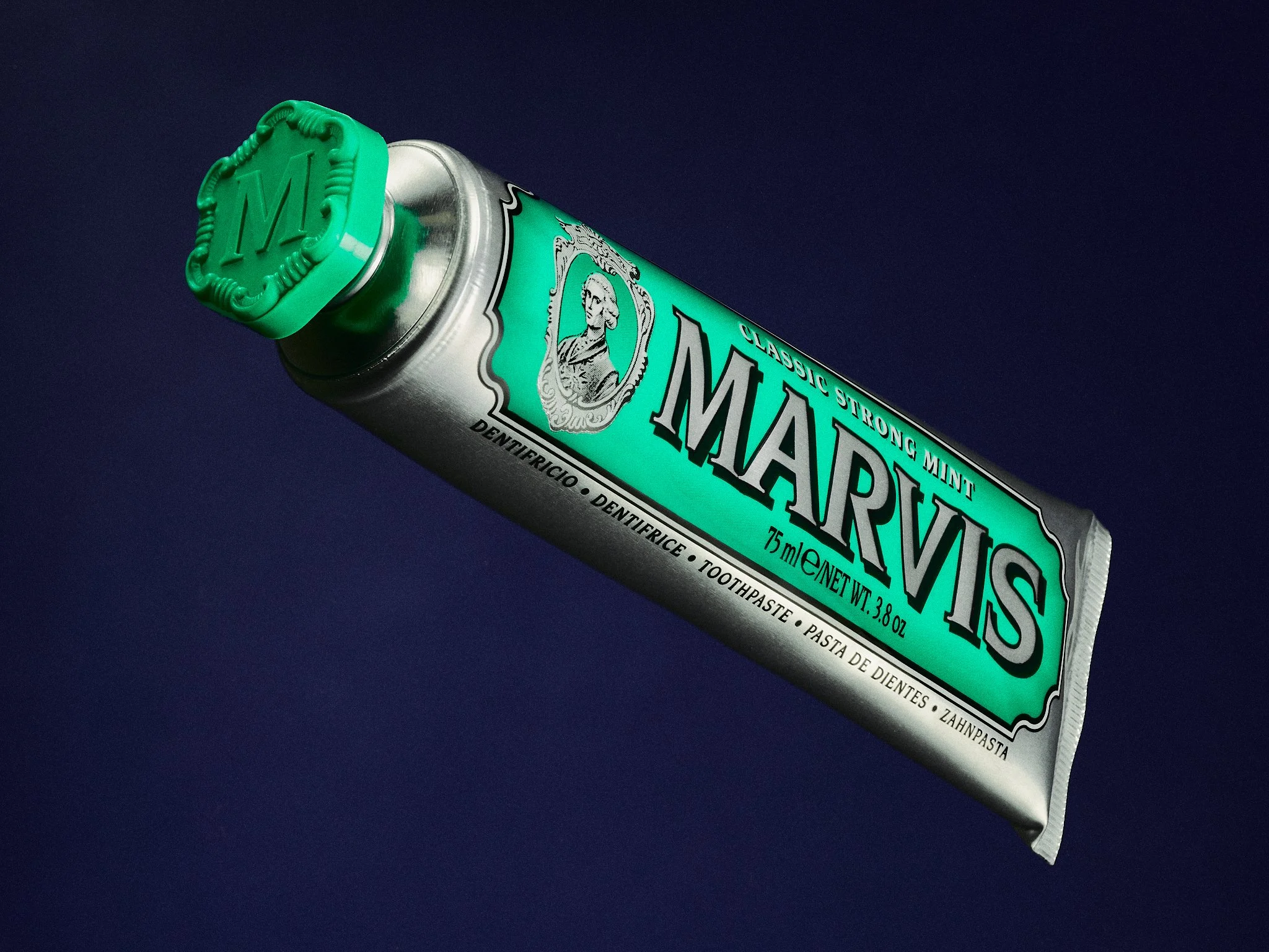 Nicholas-Hyatt_Toronto-Product-Photographer_Marvis-Toothpaste-Strong-Mint-Still-Life.jpg