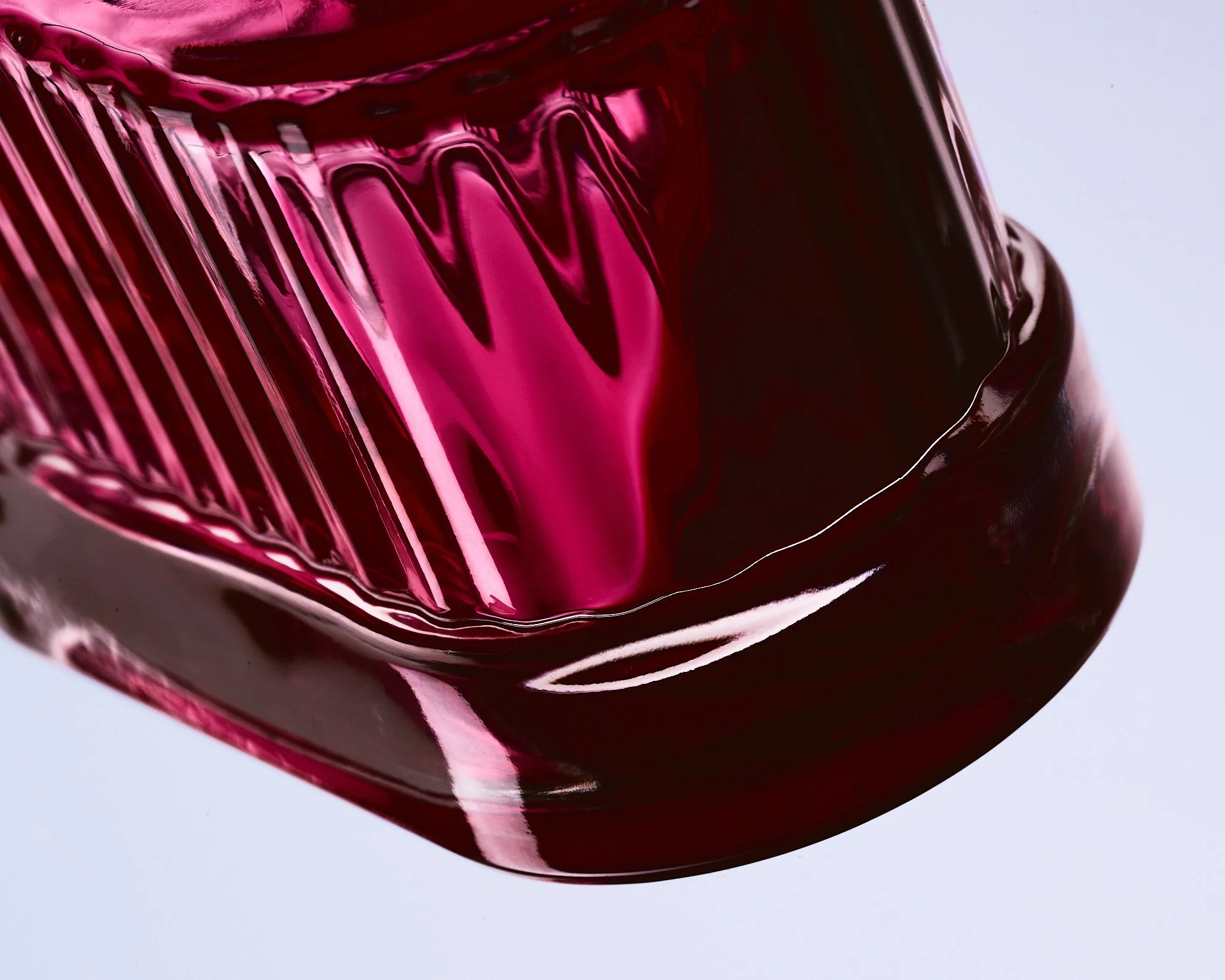 Laywine's+Macro6191.jpg