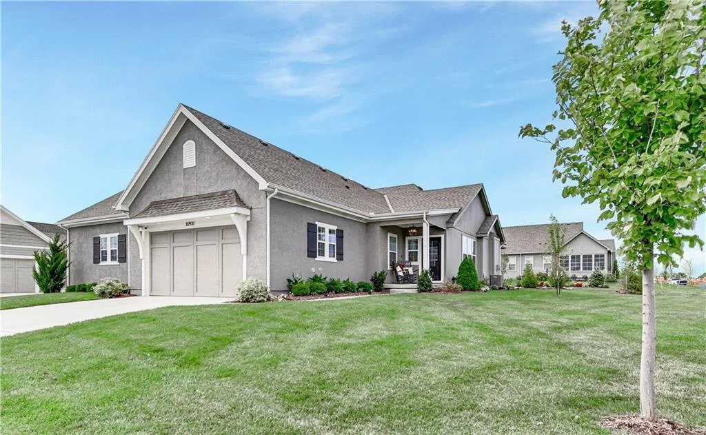 Luxury Living in Lenexa: Inside a Rare Twin Villa at Bristol Highlands