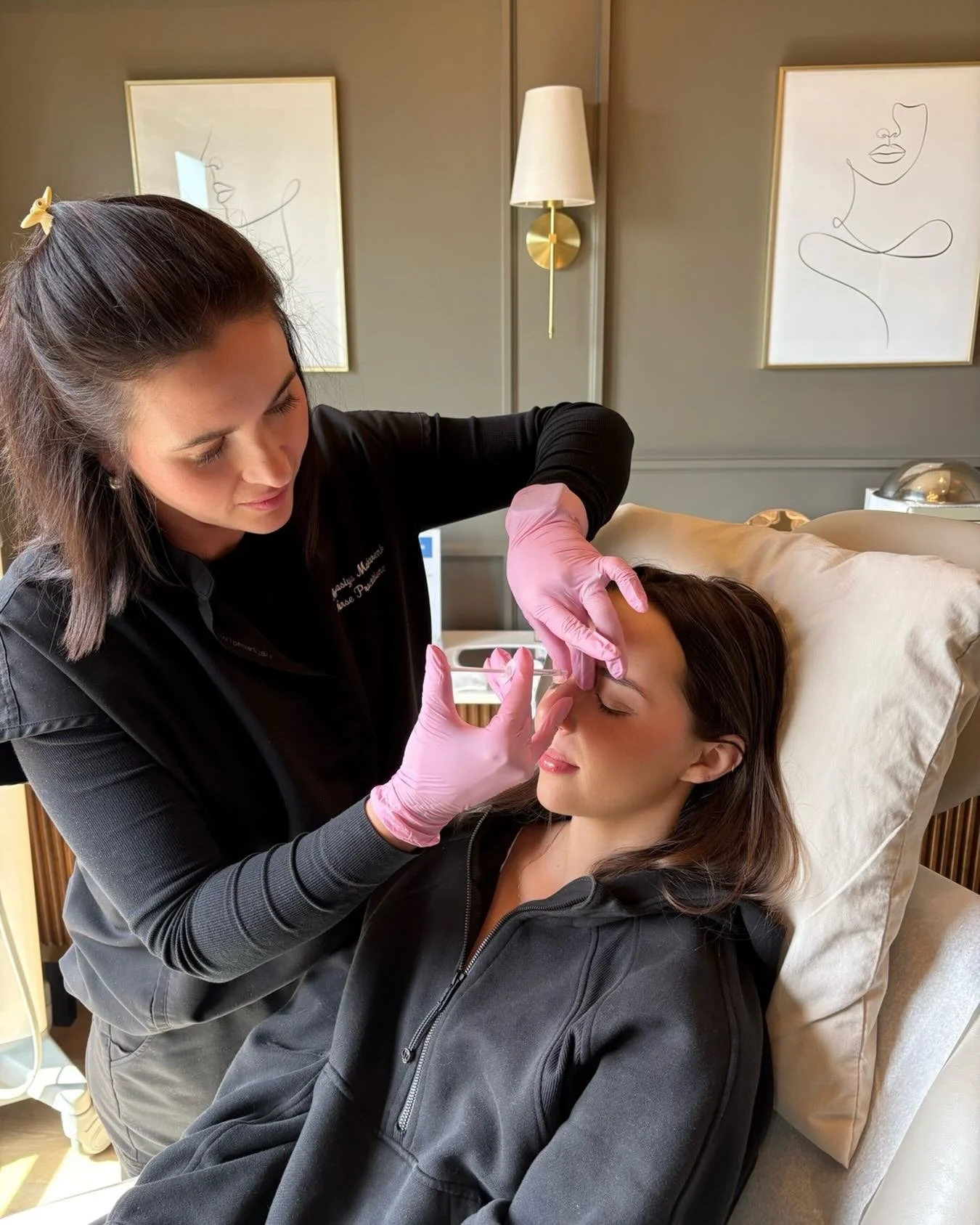 Your sign to book your tox appointment before the summer plans start ☀️💉

Smooth, refreshed, and ready for every photo. DM/text/call us to book 🤍

#botox #dysport #xeomin #daxxify #neurotoxin