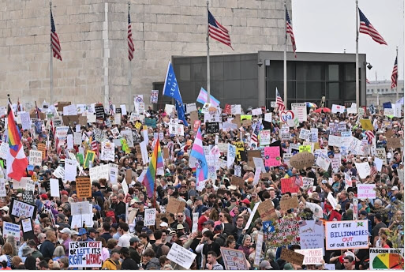 Federal Workers Are Organizing for Democracy—from the Inside Out