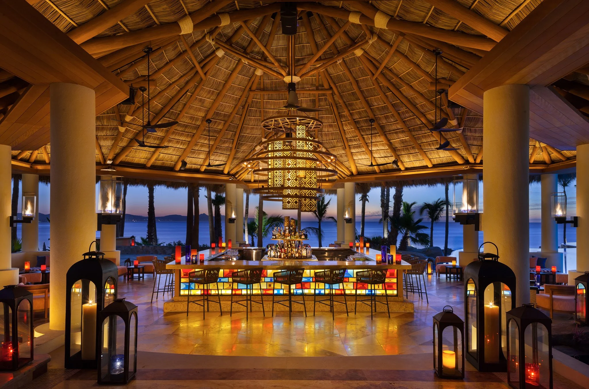OneOnly_Palmilla_AquaBar_01.jpg