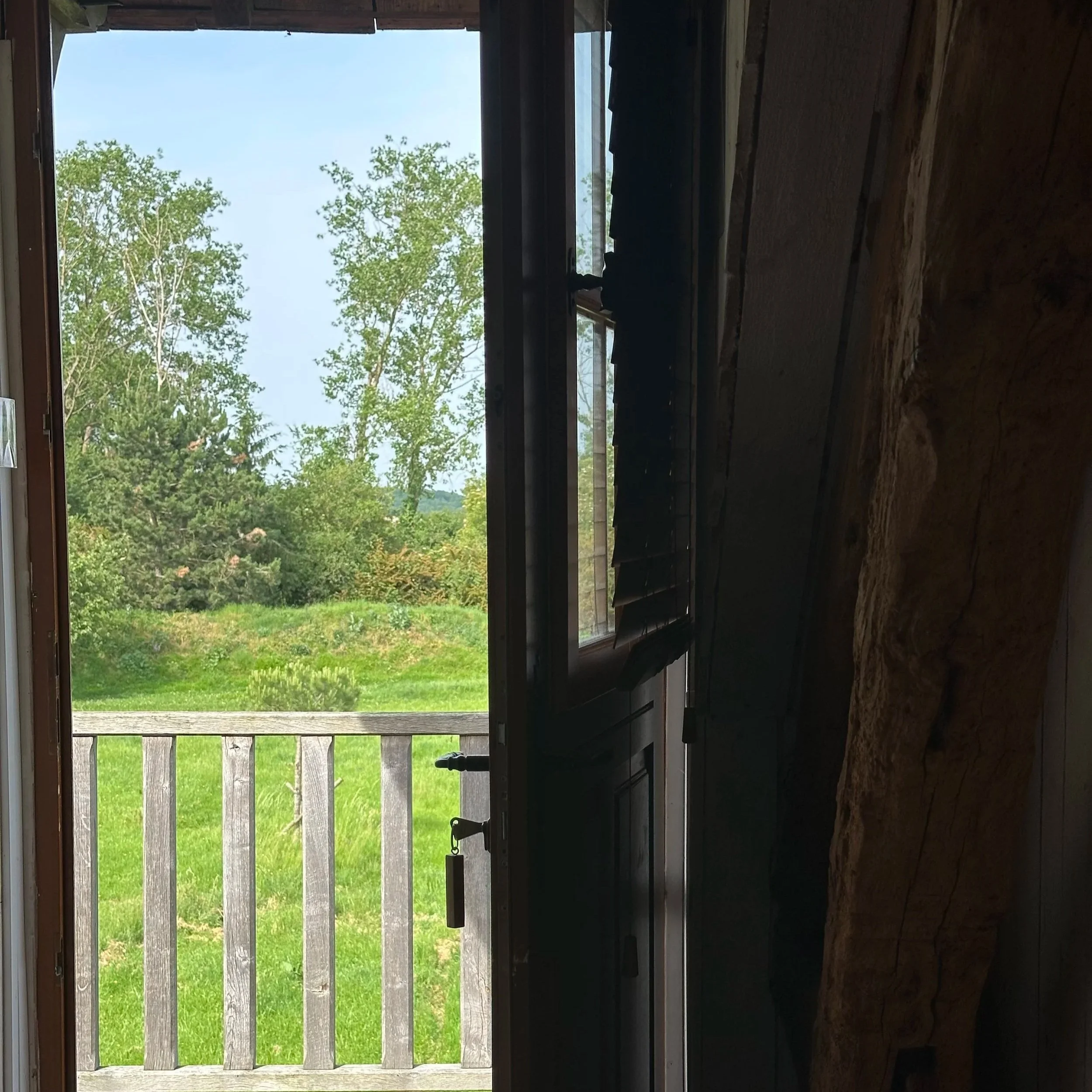 chambre des hébergements sur place aux Hauts de Pardaillan