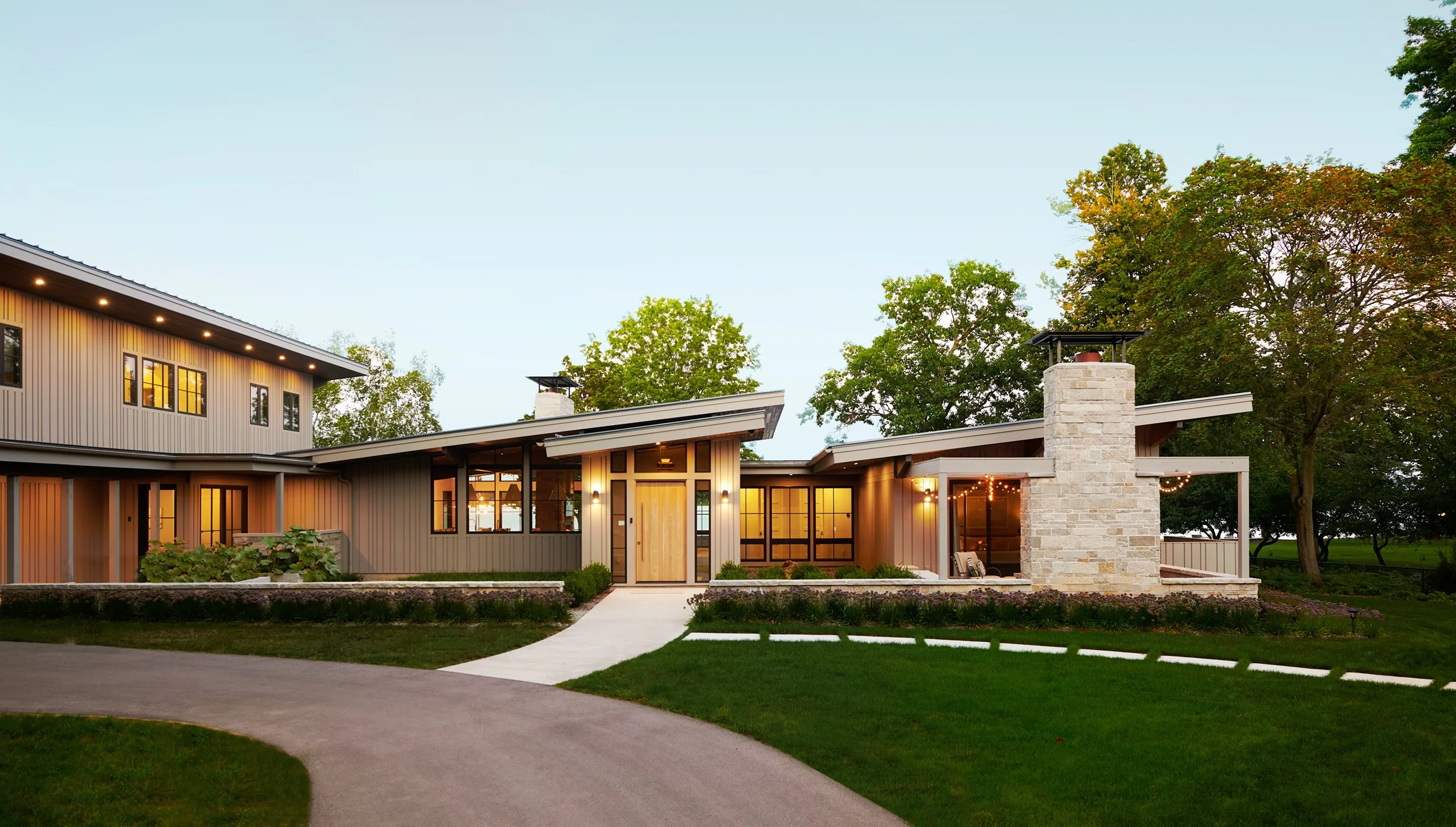 NUHB19_GullLake_Exterior_03.jpg