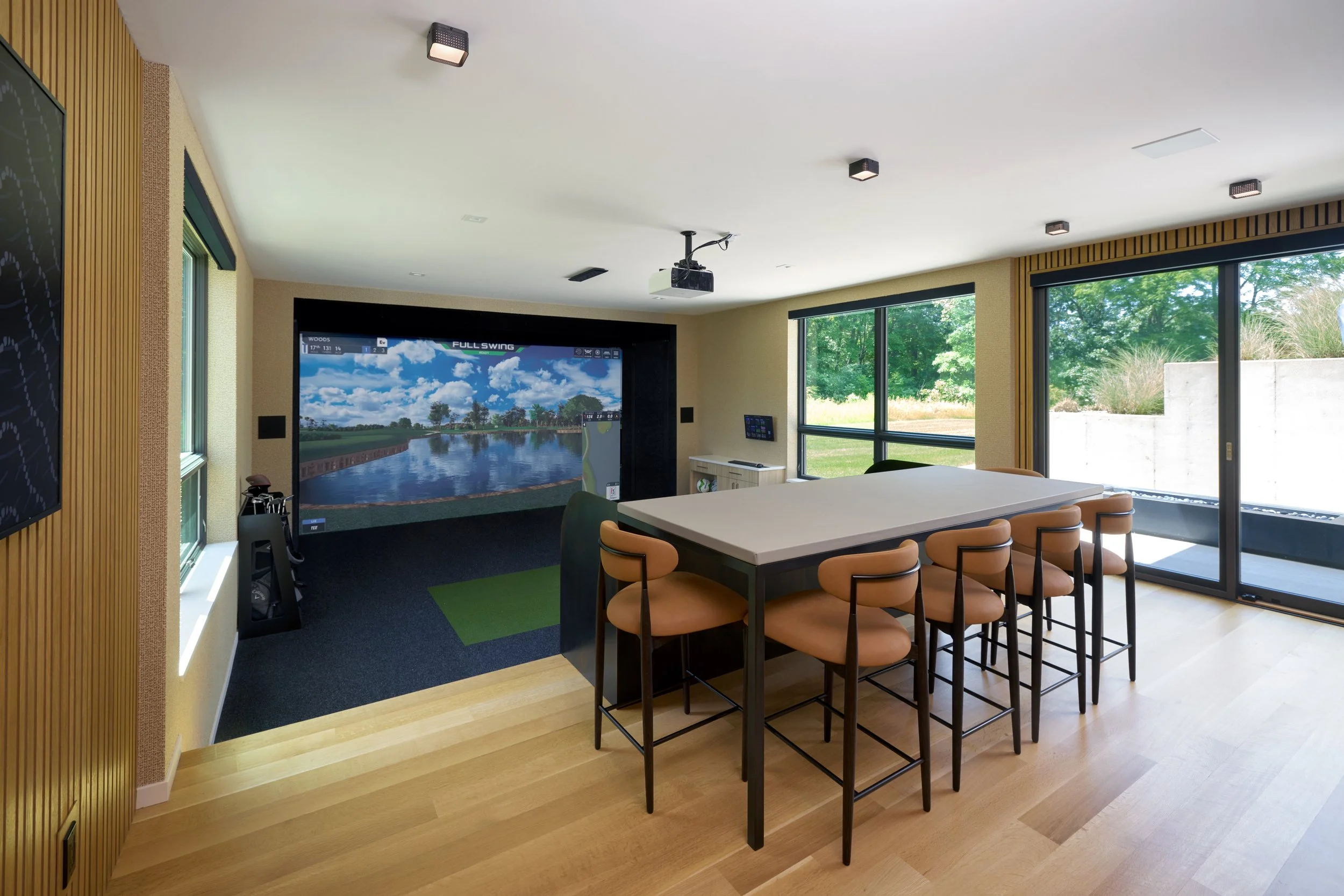 Golf simulator and lounge area