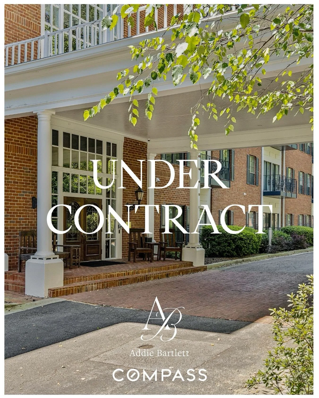 Under Contract

This one flew off the market! This condo enjoys a prime Buckhead location, the owner updated with a fresh coat of paint and we executed our condo-specific marketing strategy. 2 Days on Market!

2921 Lenox Rd NE, Unit 106
Atlanta, GA 3