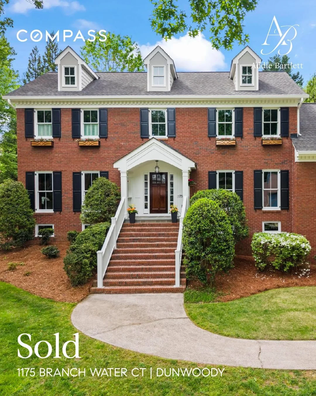 Sold!!!!!

Where do I begin? 

Ok first, it was an absolutely joy working with my clients, Louise and Paul. One thing I don&rsquo;t like about having listings in my neighborhood is losing great neighbors.

Second, they did the most wonderful job prep