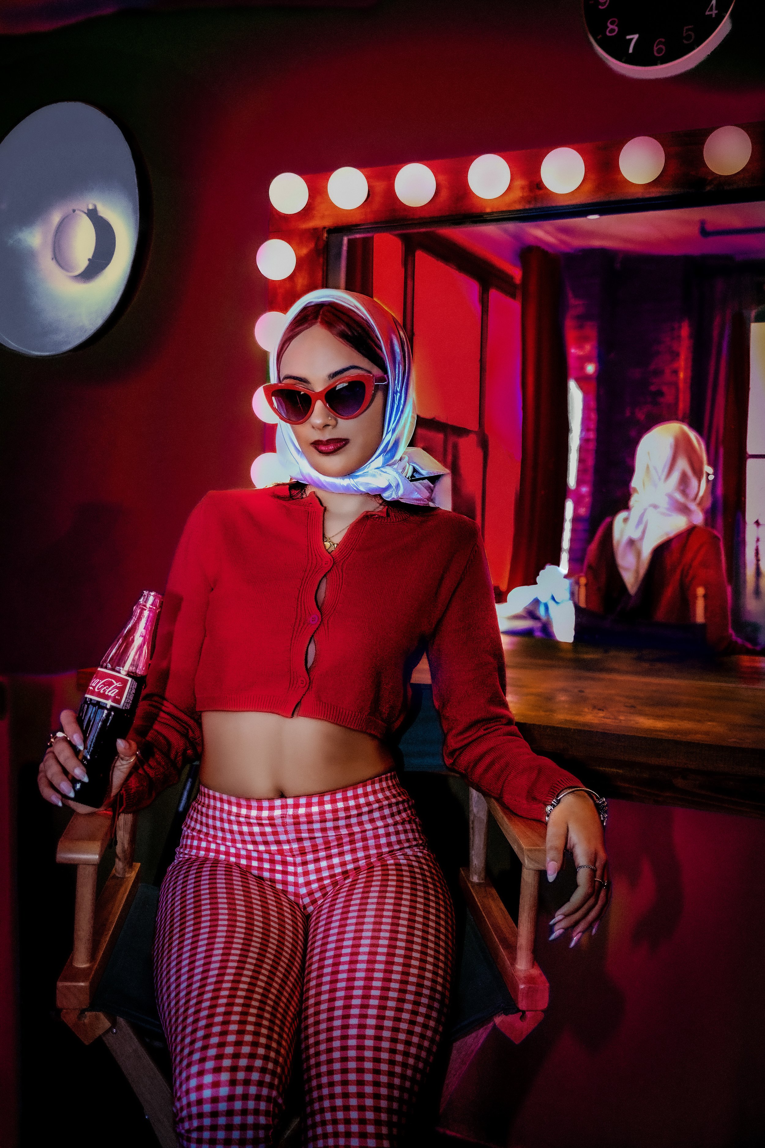 Concept/Editorial - Retro Photoshoot