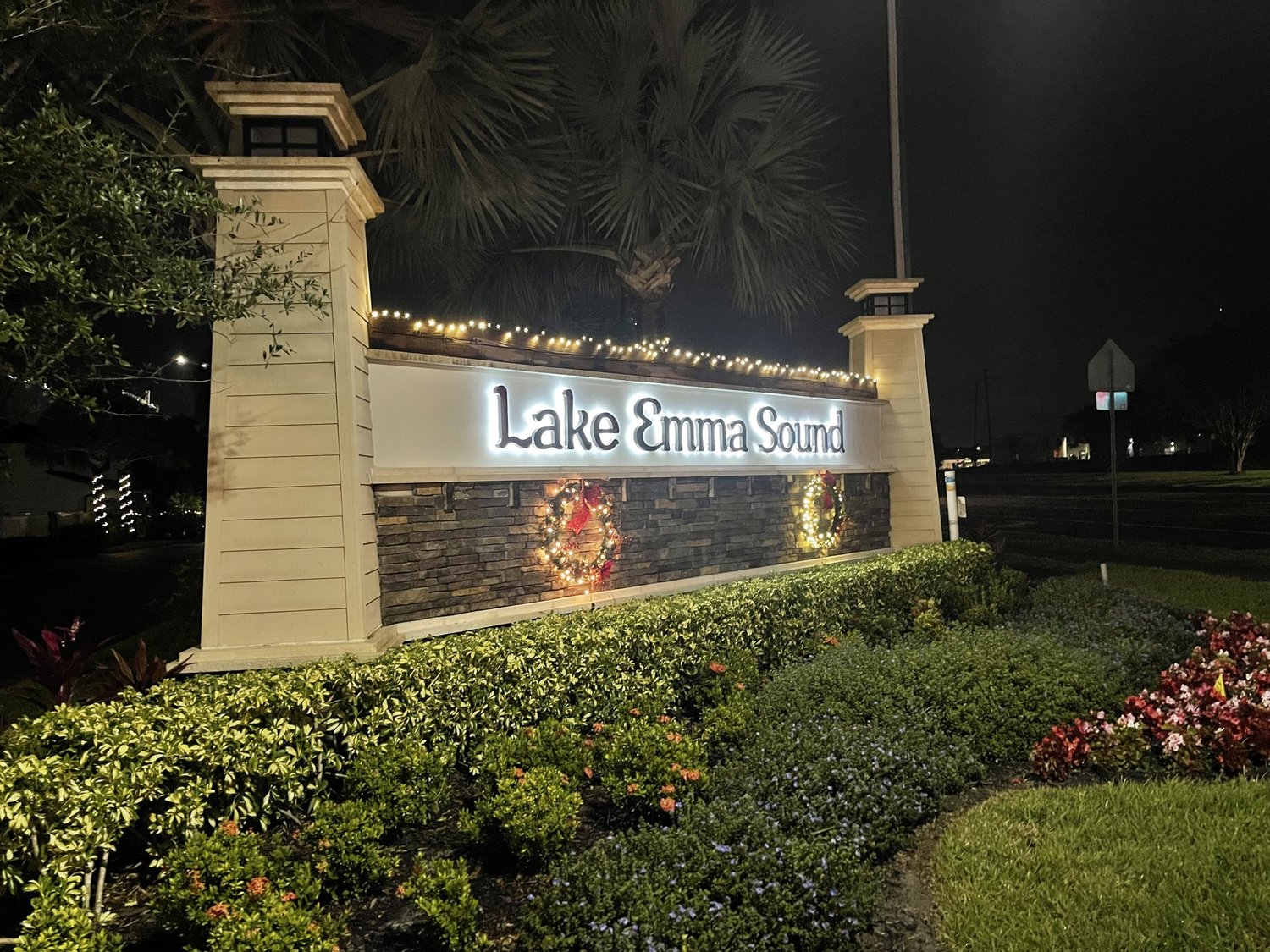 Lake Emma Sound community entrance decorated for Christmas