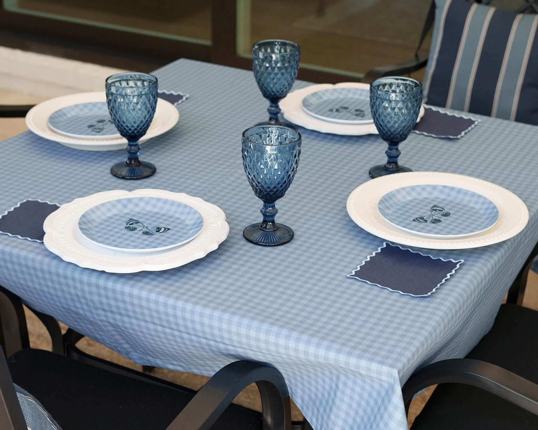 17 table cloth without mahjong_Mahjong_Karey-Bancroft.jpg