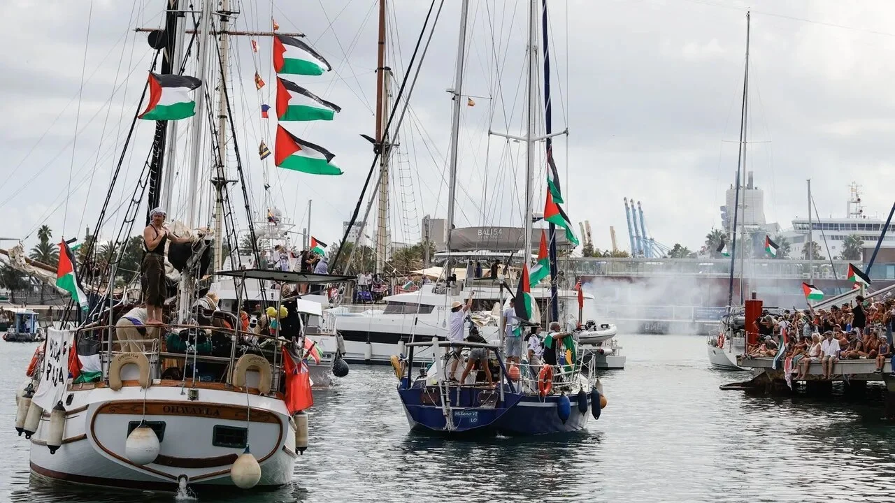 FOLLOW & SUPPORT THE GLOBAL SUMUD FLOTILLA