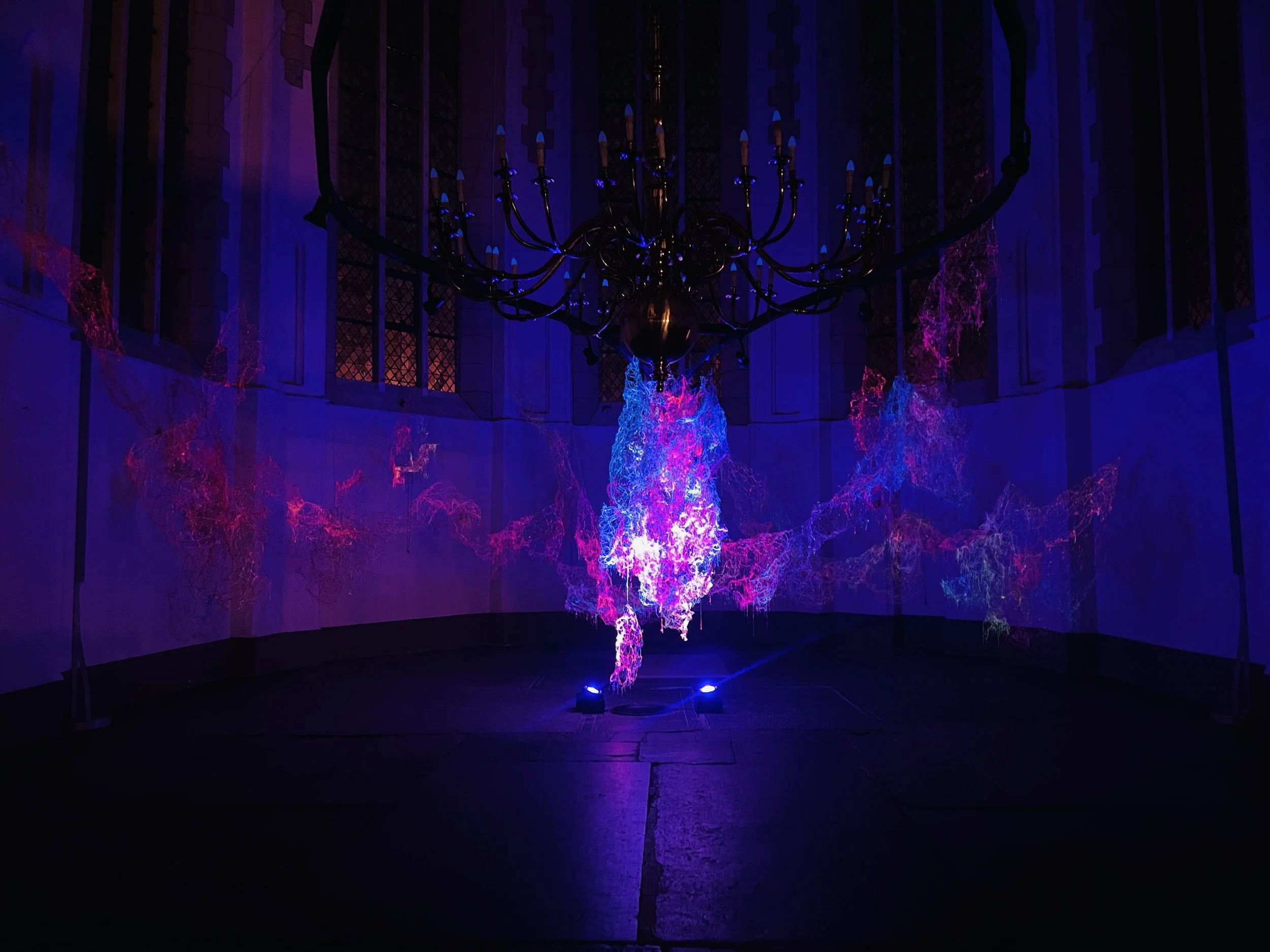LUX_AETERNA at night 