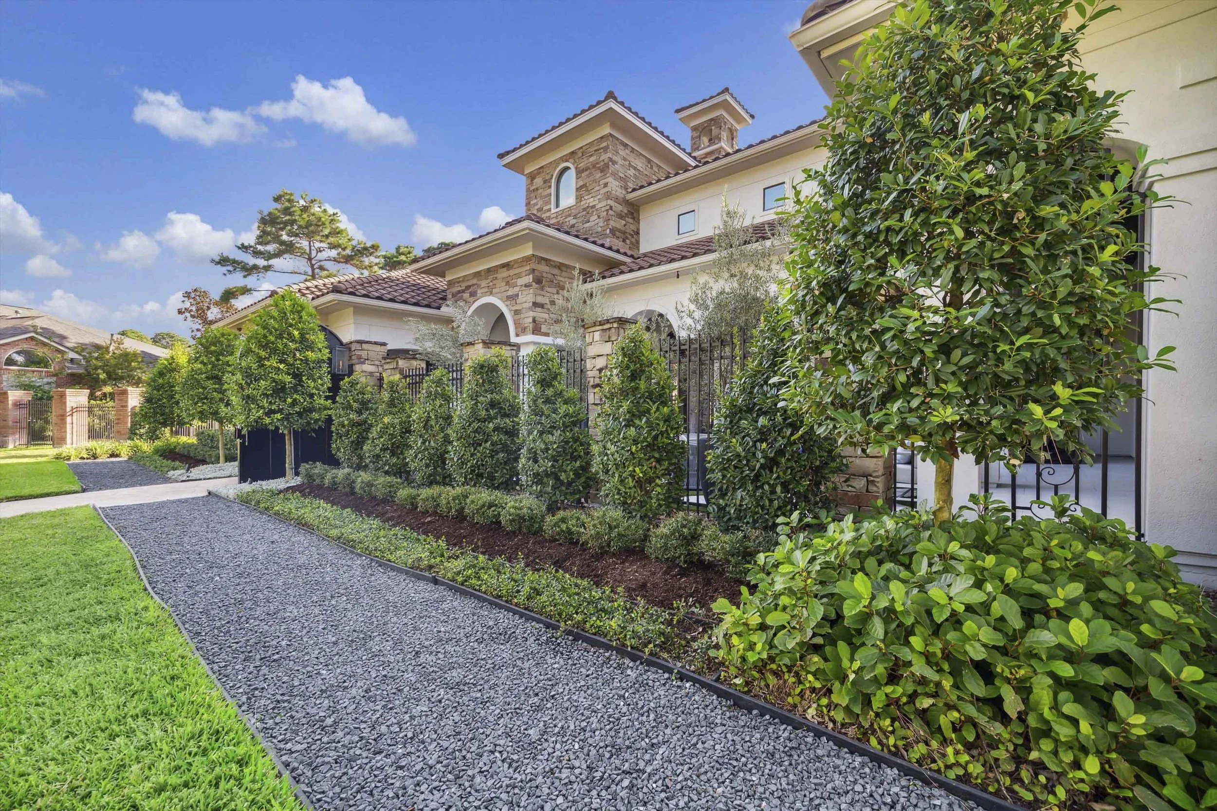 Landscaping Houston, Landscape Design and Irrigation Brian Gardens_4.JPG