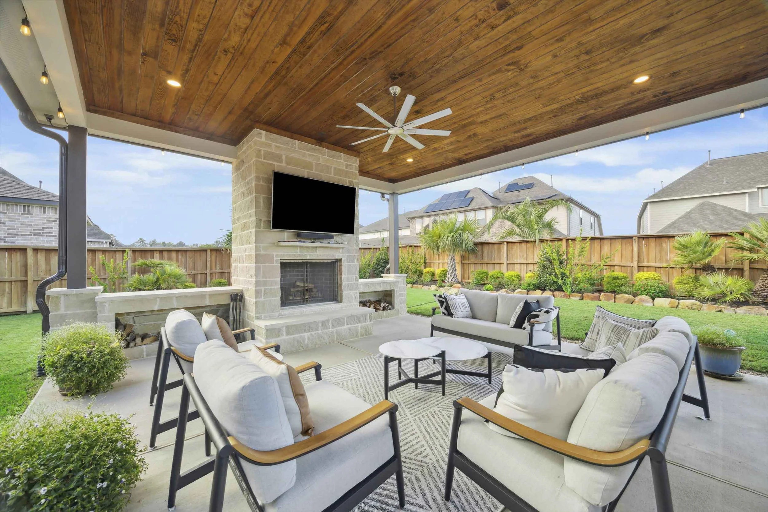 Landscaping Houston, Landscape Design and Irrigation Brian Gardens_3.JPG