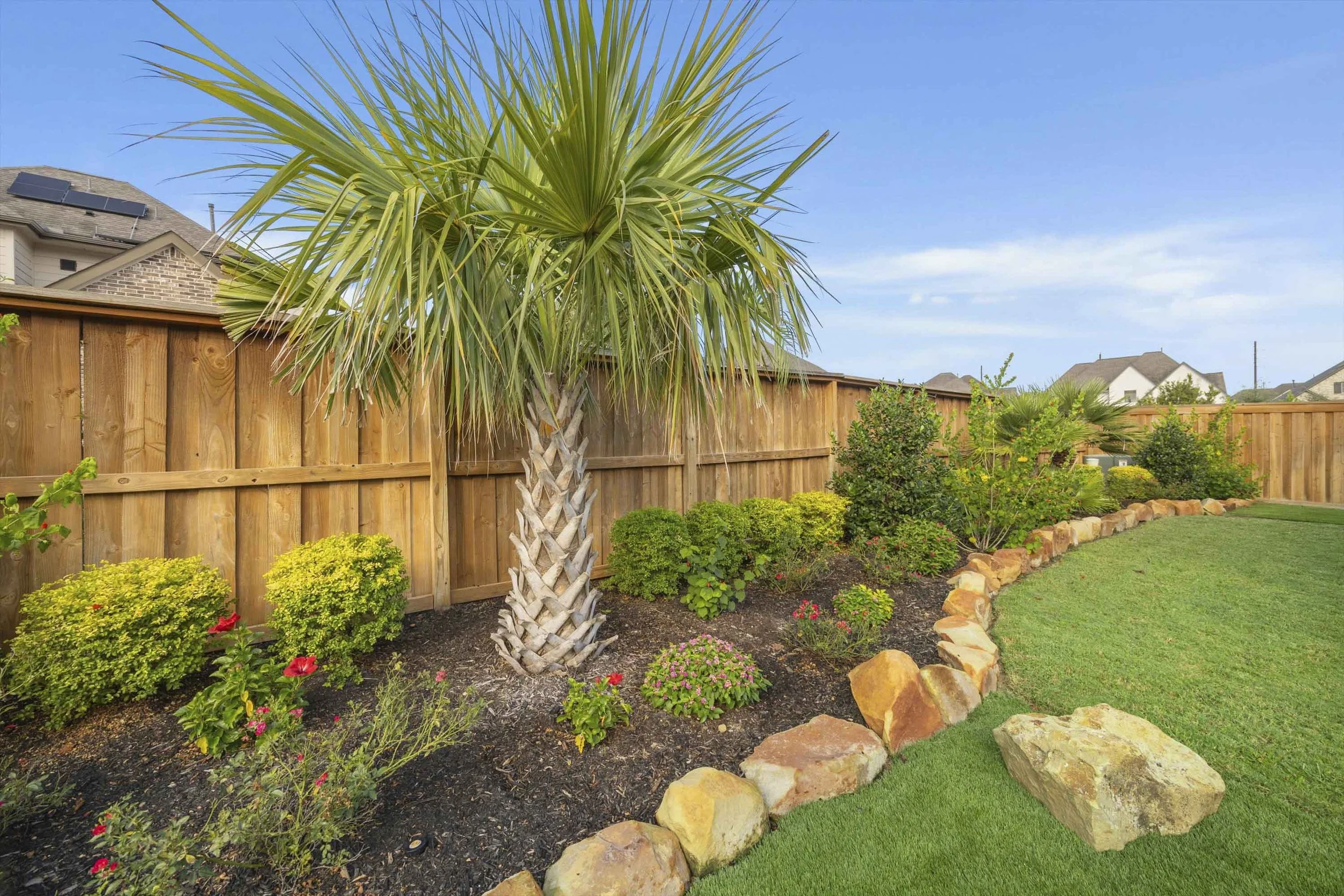 Landscaping Houston, Landscape Design and Irrigation Brian Gardens_5.JPG