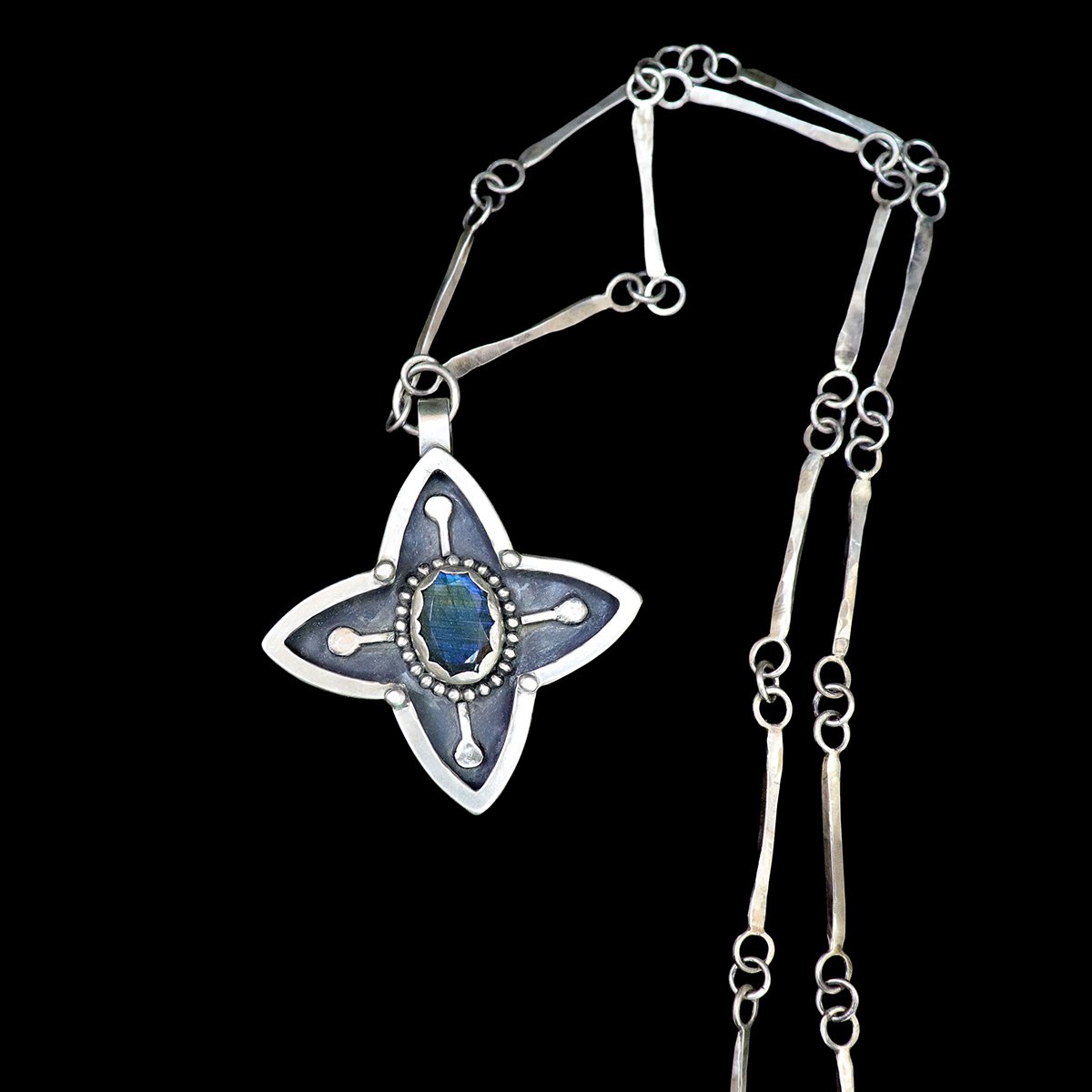 Daphne Labradorite Pendant-1.jpg