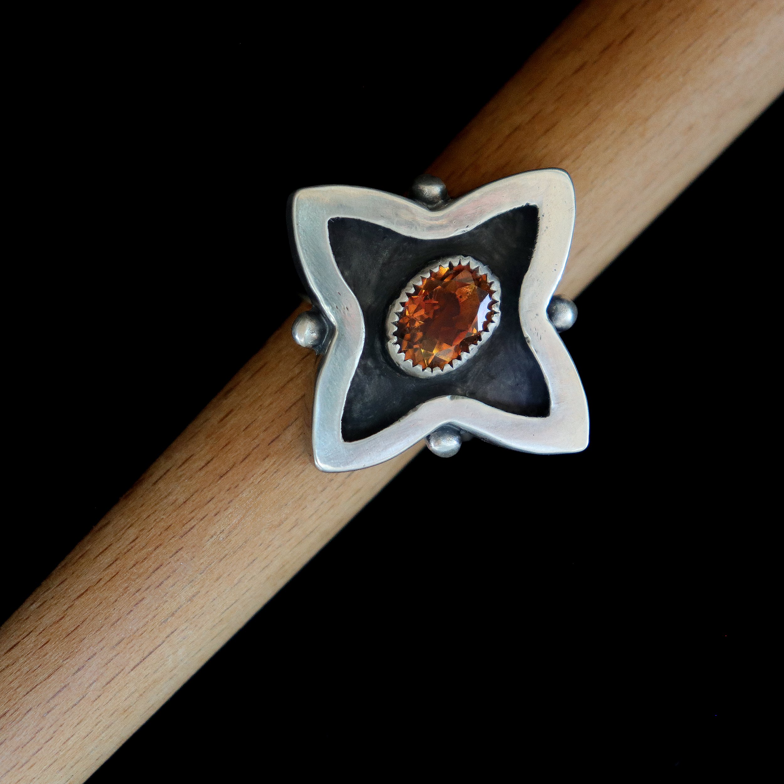 Four Point Hollow Form Citrine Ring-2.jpg
