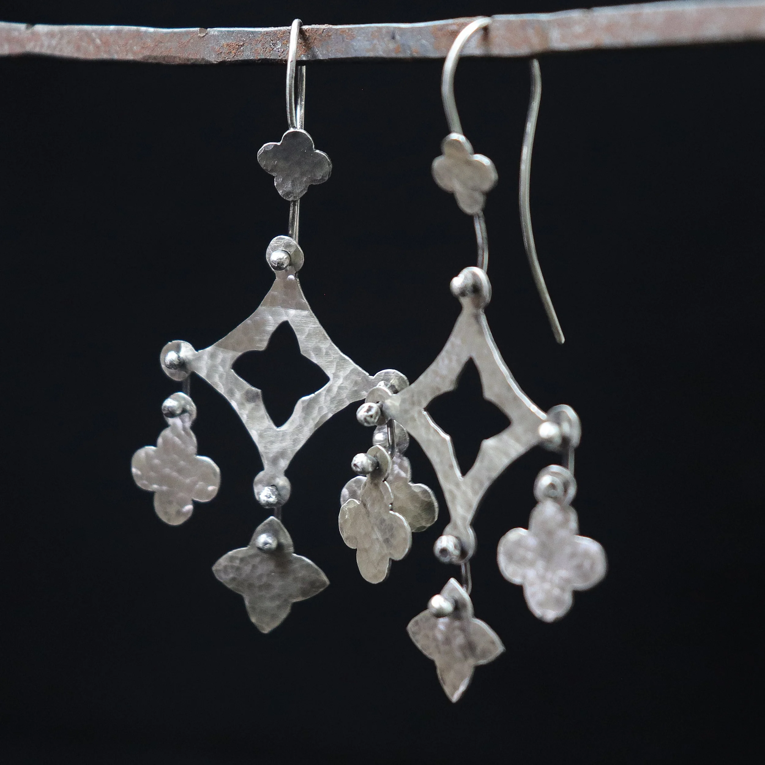 Four point star with dangles earrings-2.jpg