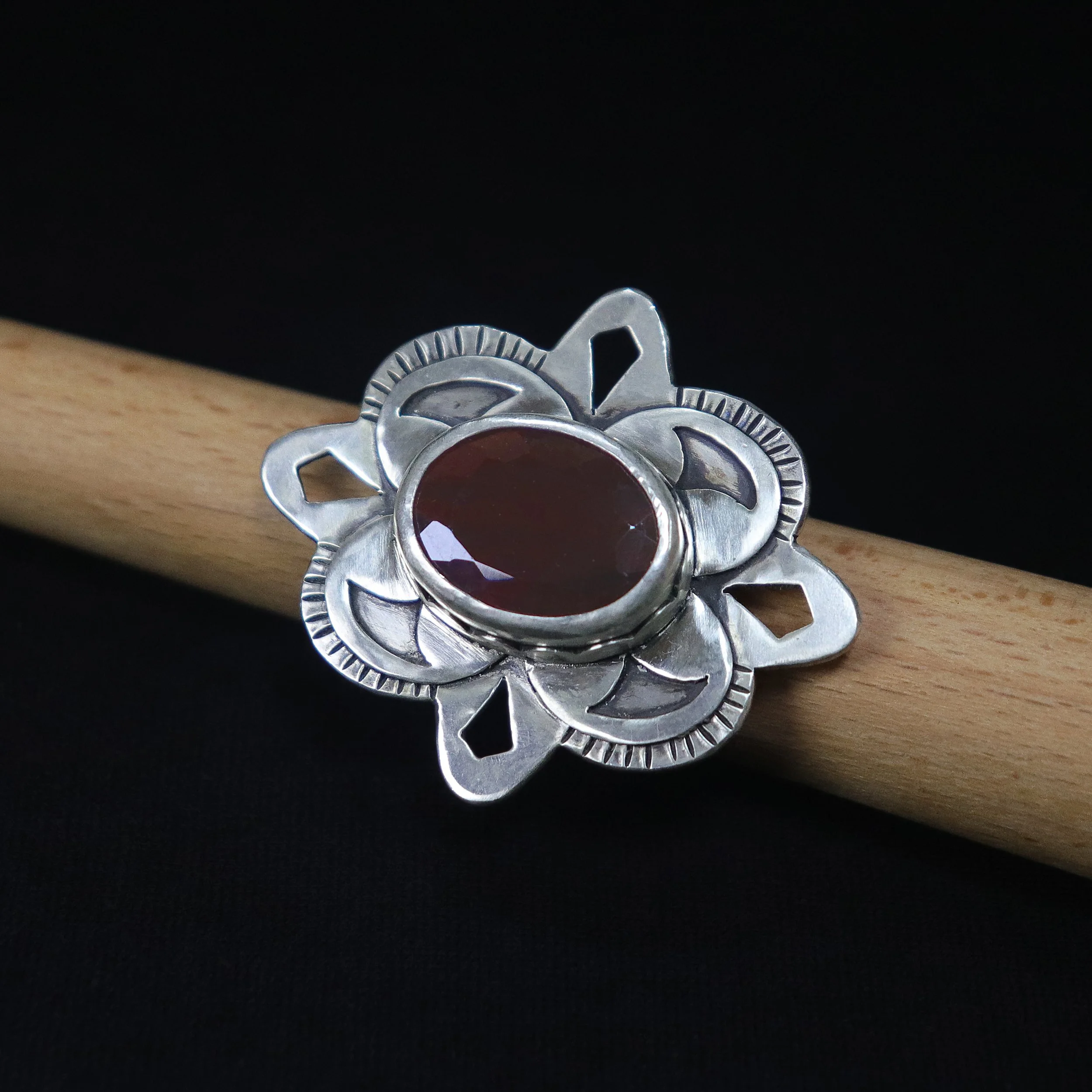 floral style Hessonite Garnet ring-4.jpg