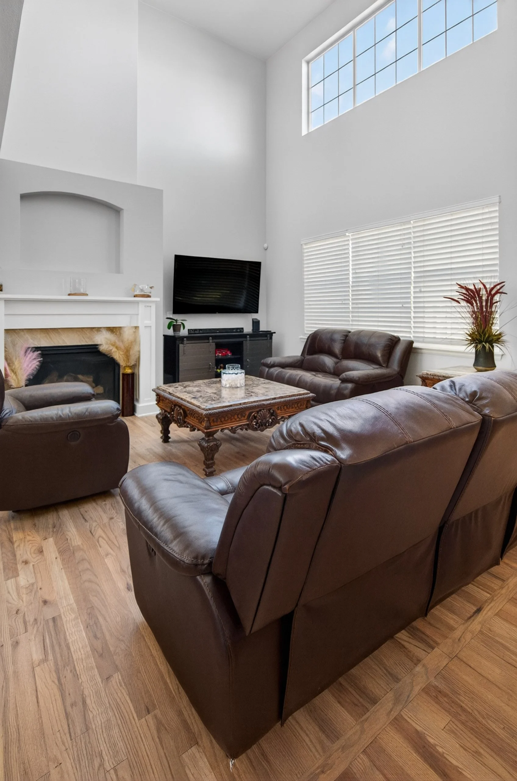 Interior - LR Sitting-1.jpg