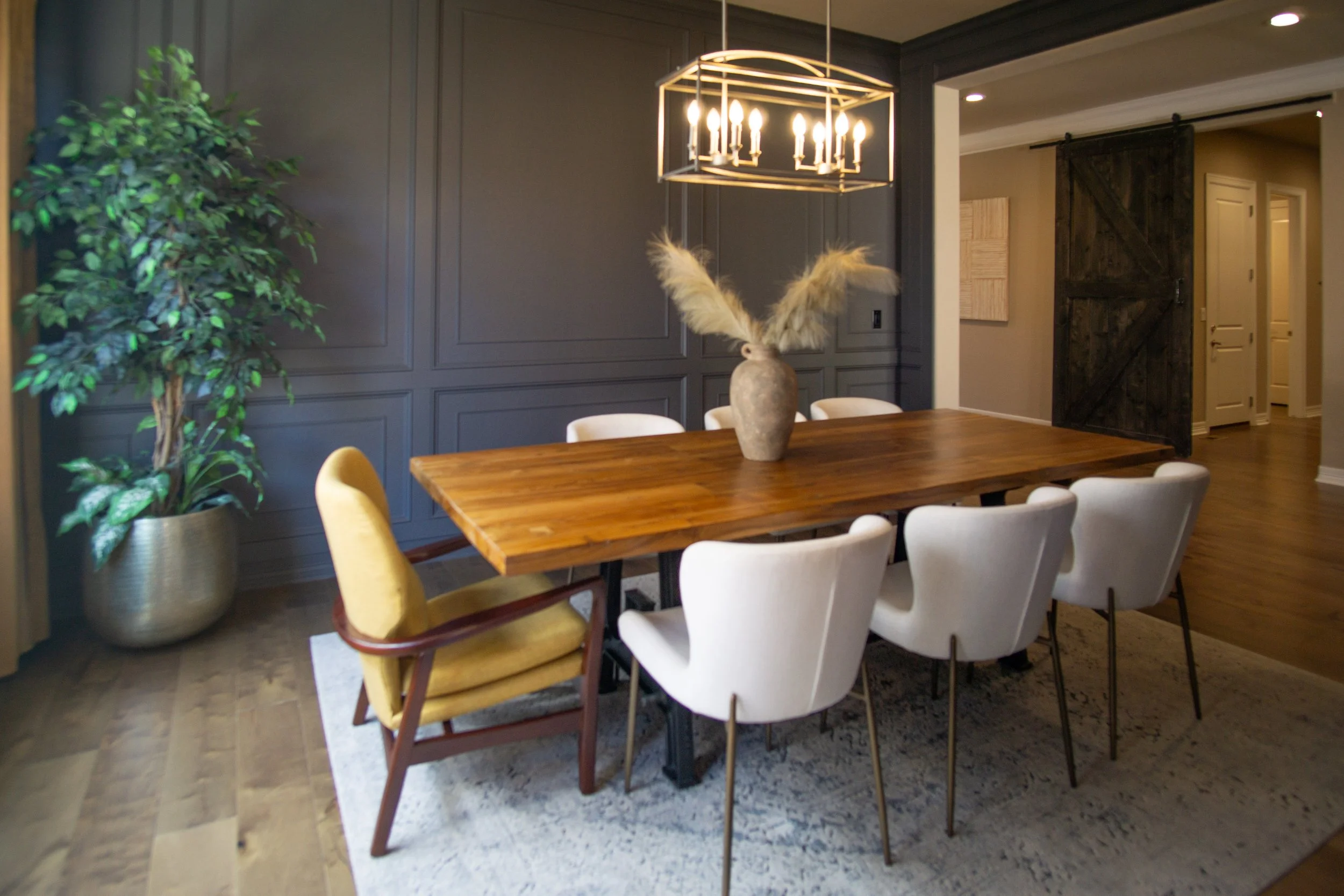 Tyrolite Ct Parker- Upper - Formal Dining 2.jpg