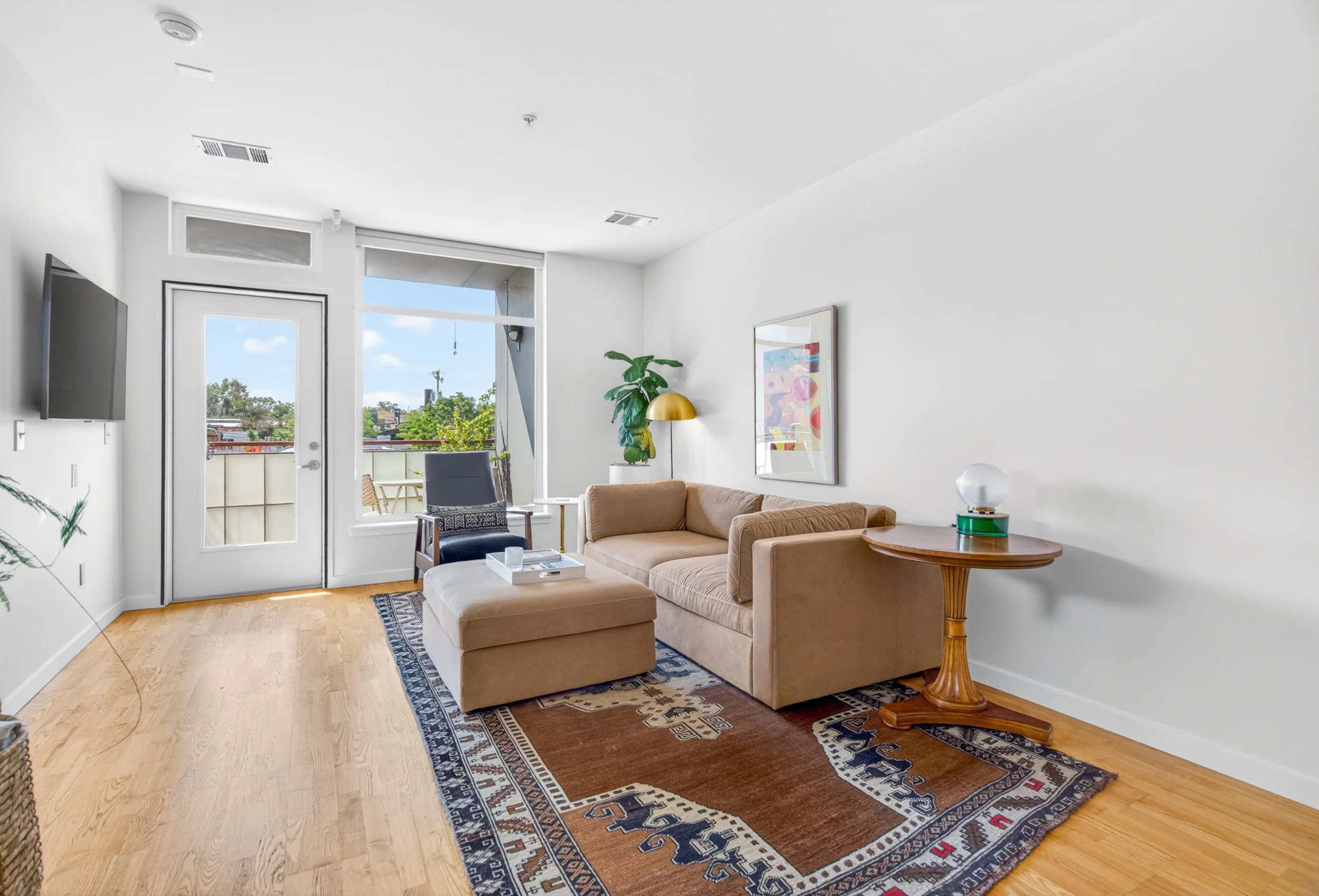 Living Room.jpg