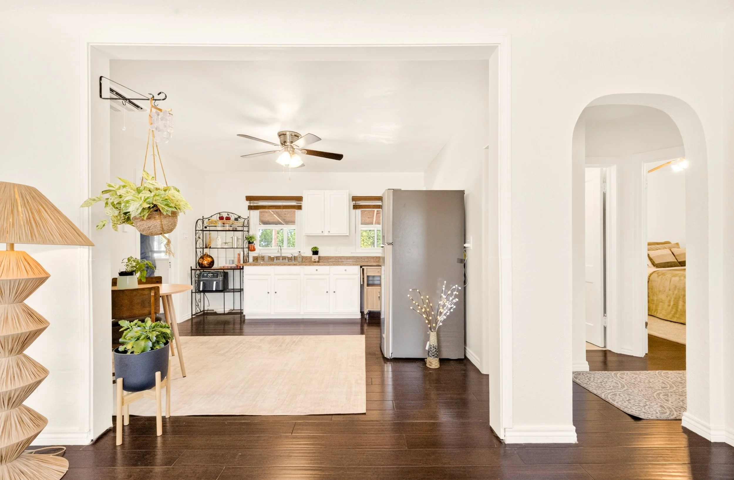 Interior Kitchen Wide.jpg