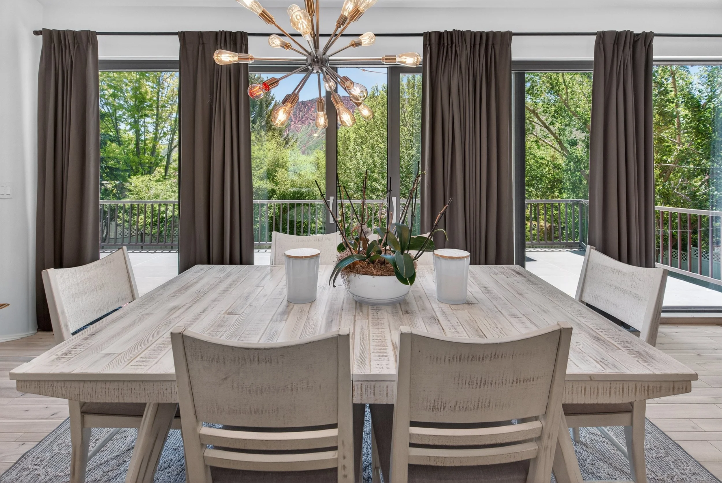 Interior Dining Detail.jpg