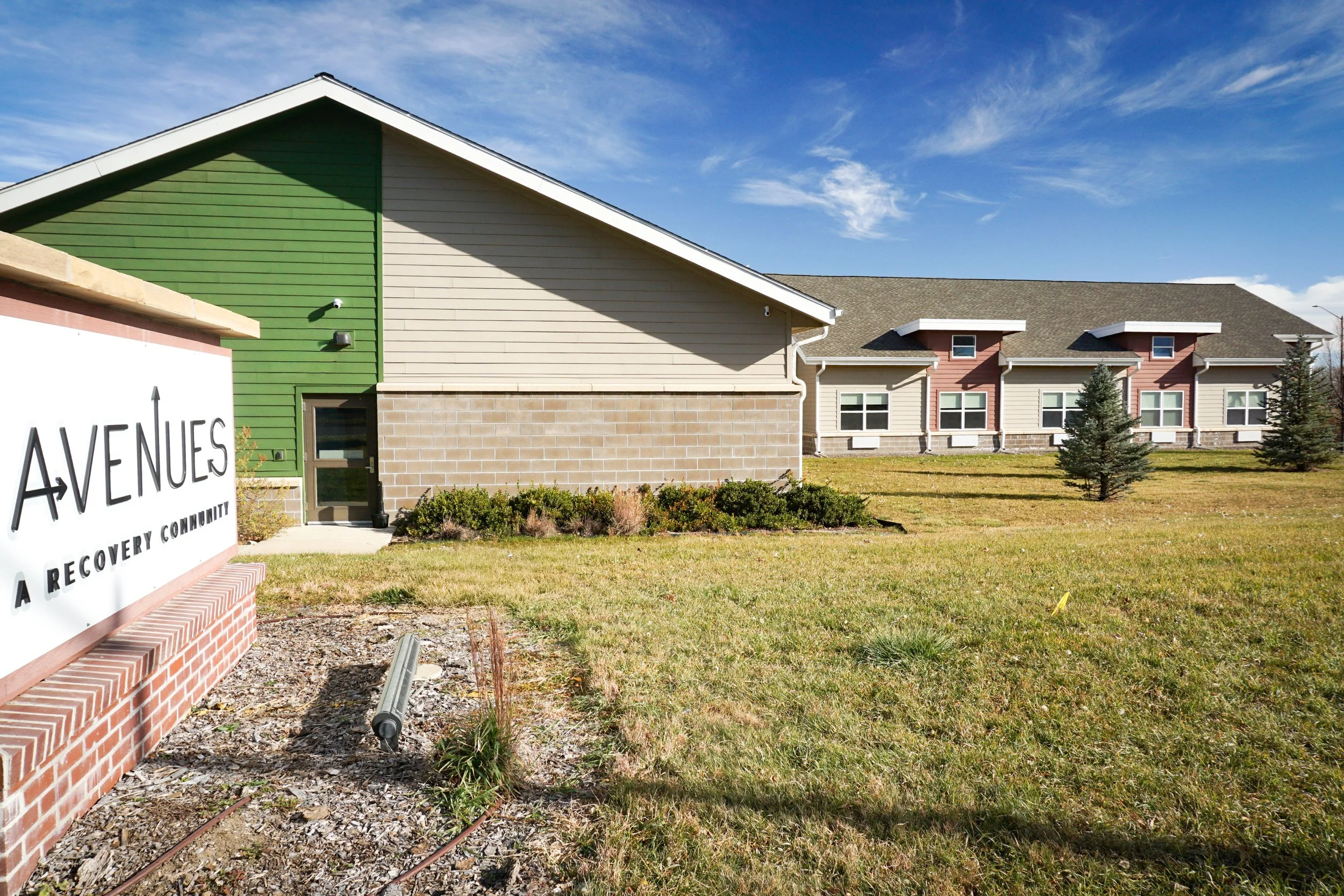 Avenues FtCollins Main Sign and Bldg.jpg