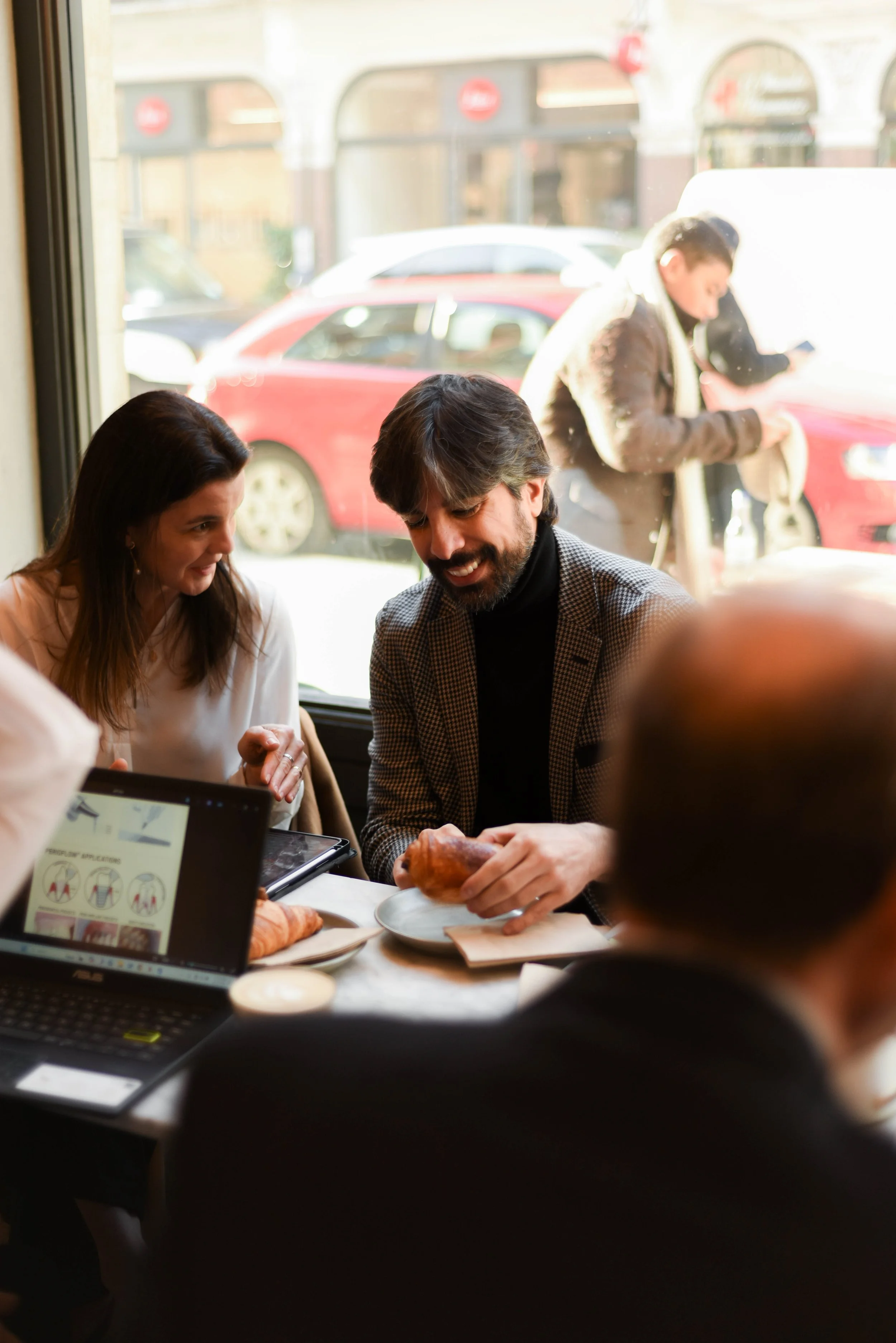Dr Dara Beiki at a coffee shop