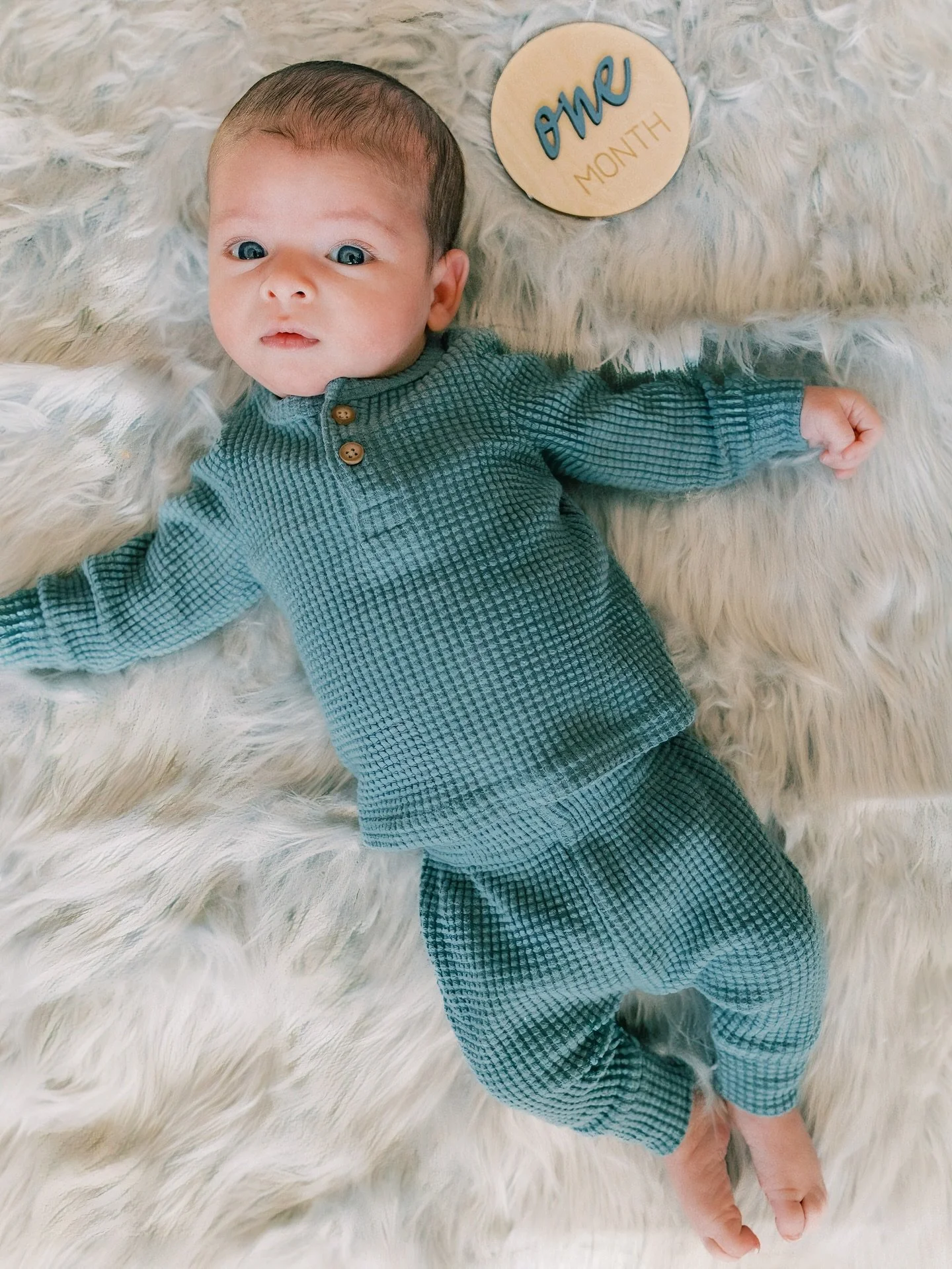 One month with you 🤍

-

#newborn #mom #newbornlife #onemontholdtoday #onemonth #mommy #baby