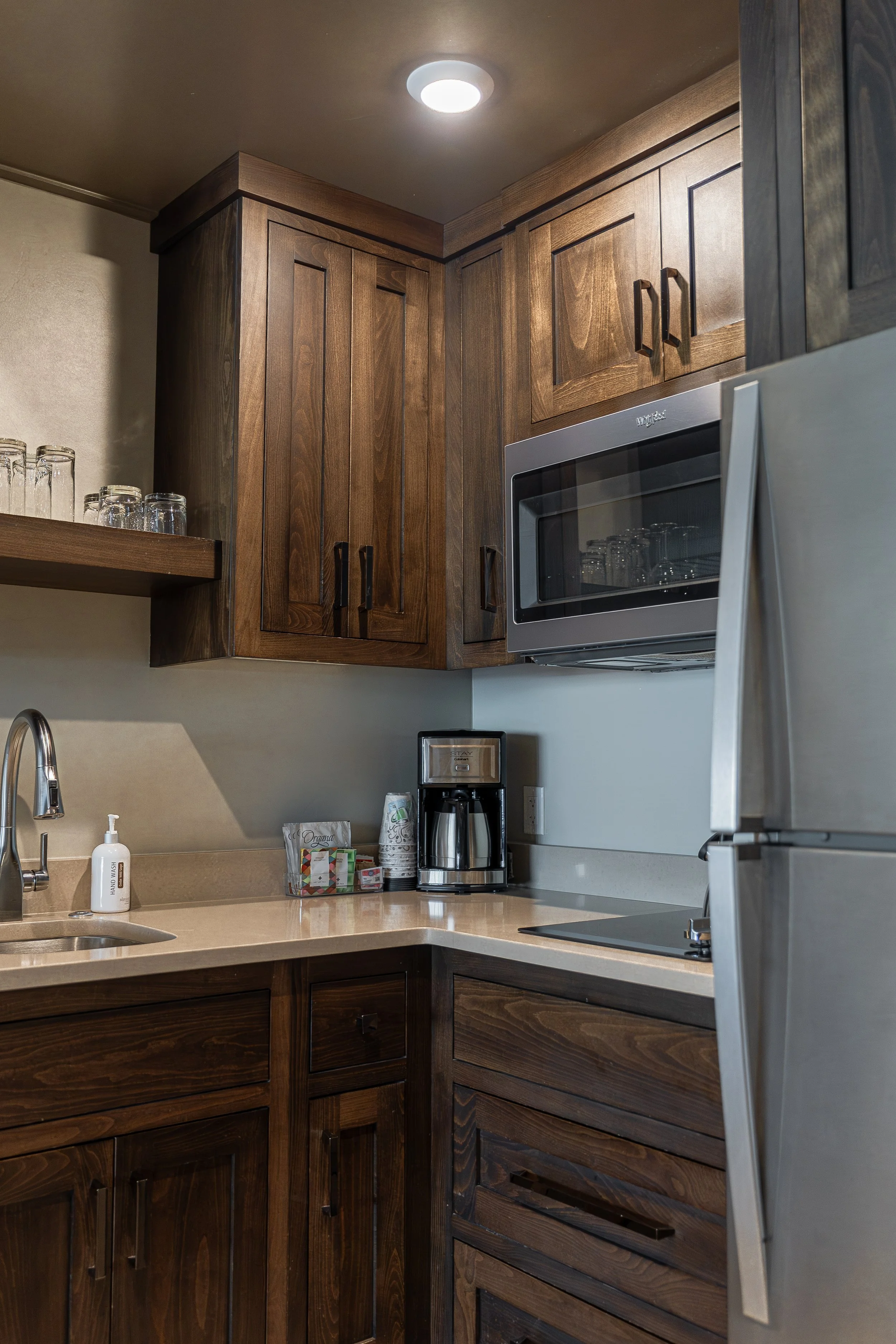 PrestigeWoodworks_Cable_Mountain_Lodge-16.jpg
