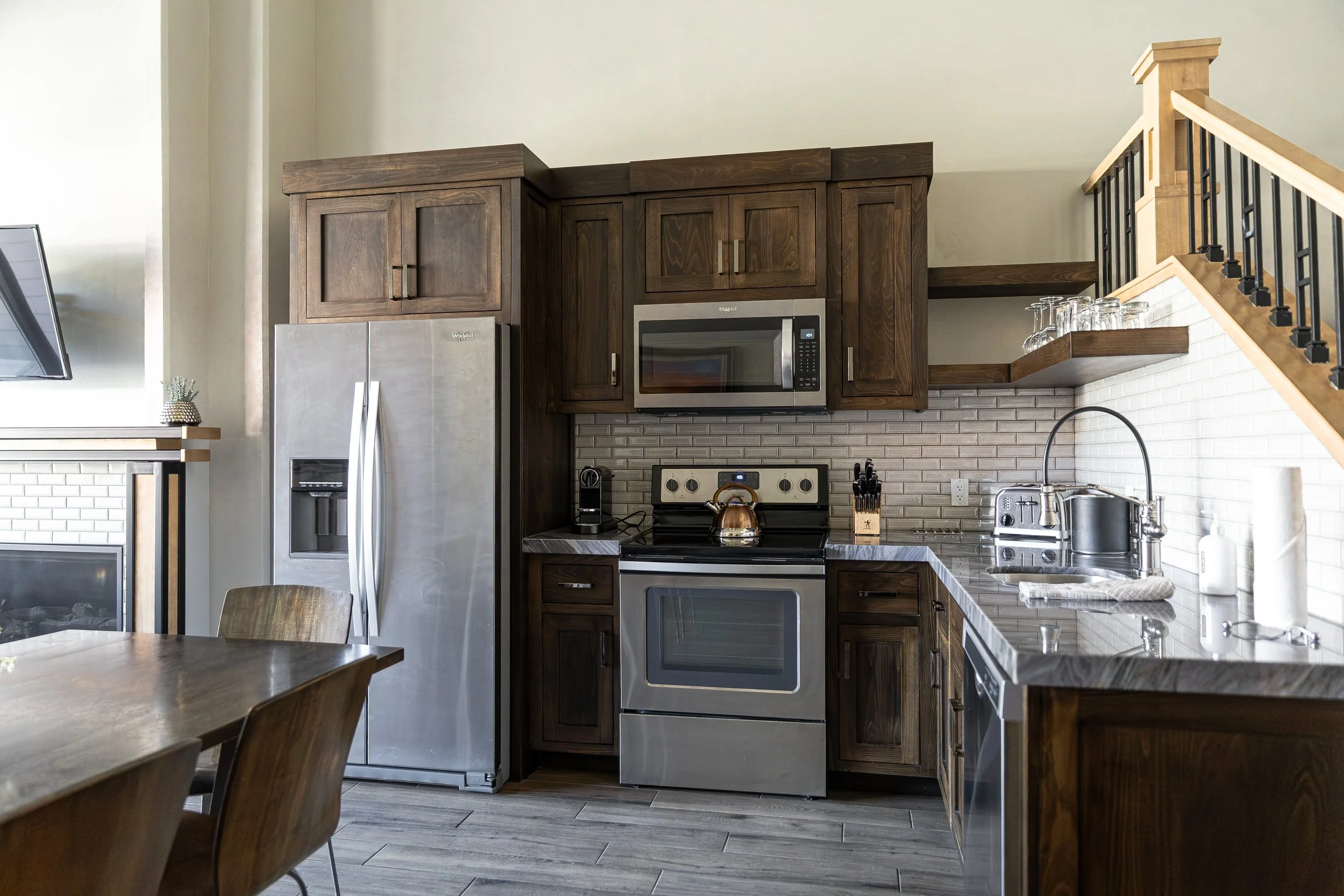 PrestigeWoodworks_Cable_Mountain_Lodge-63.jpg