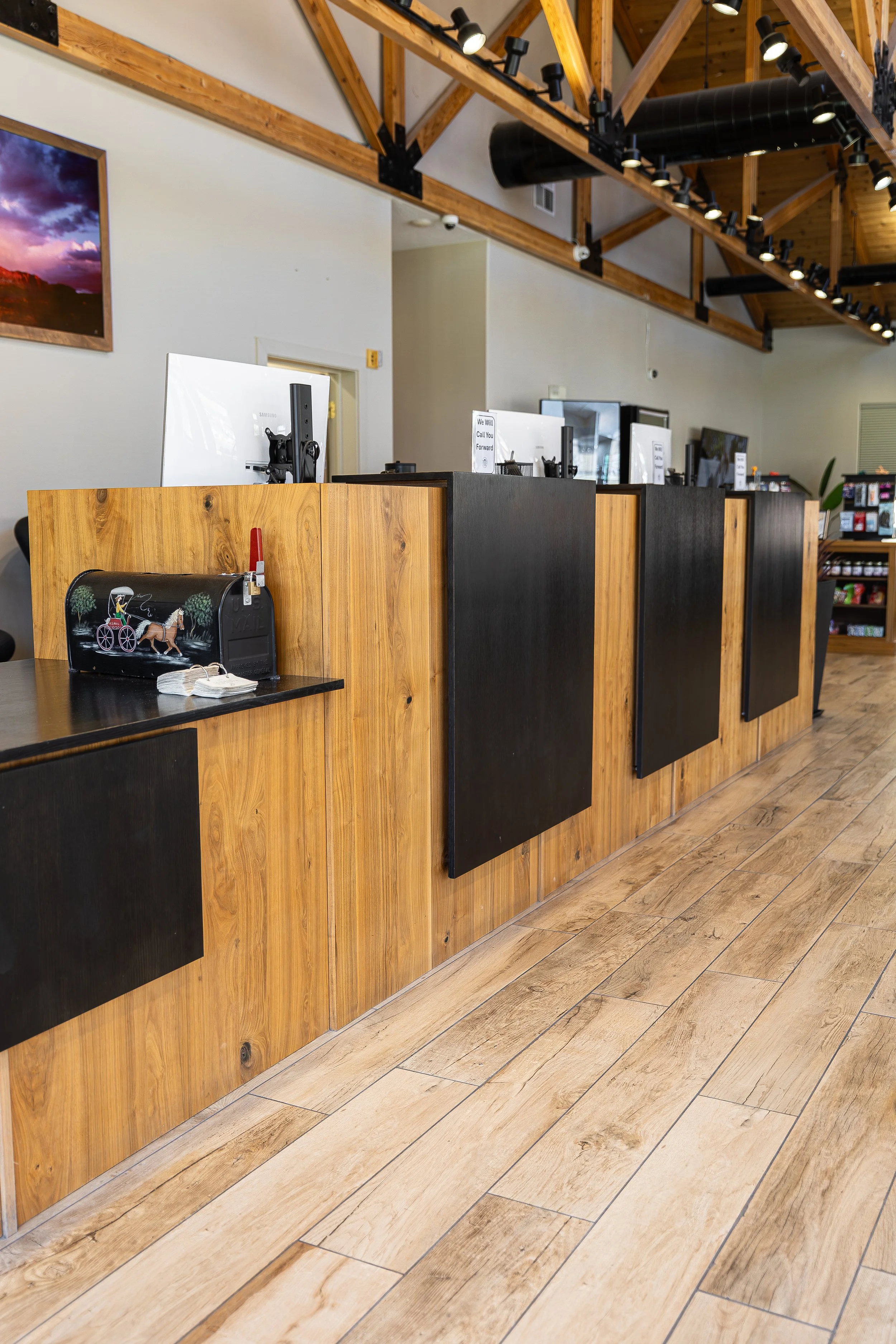 Prestige_Woodworks_Bumbleberry_Inn_Zion_National_Park-48.jpg