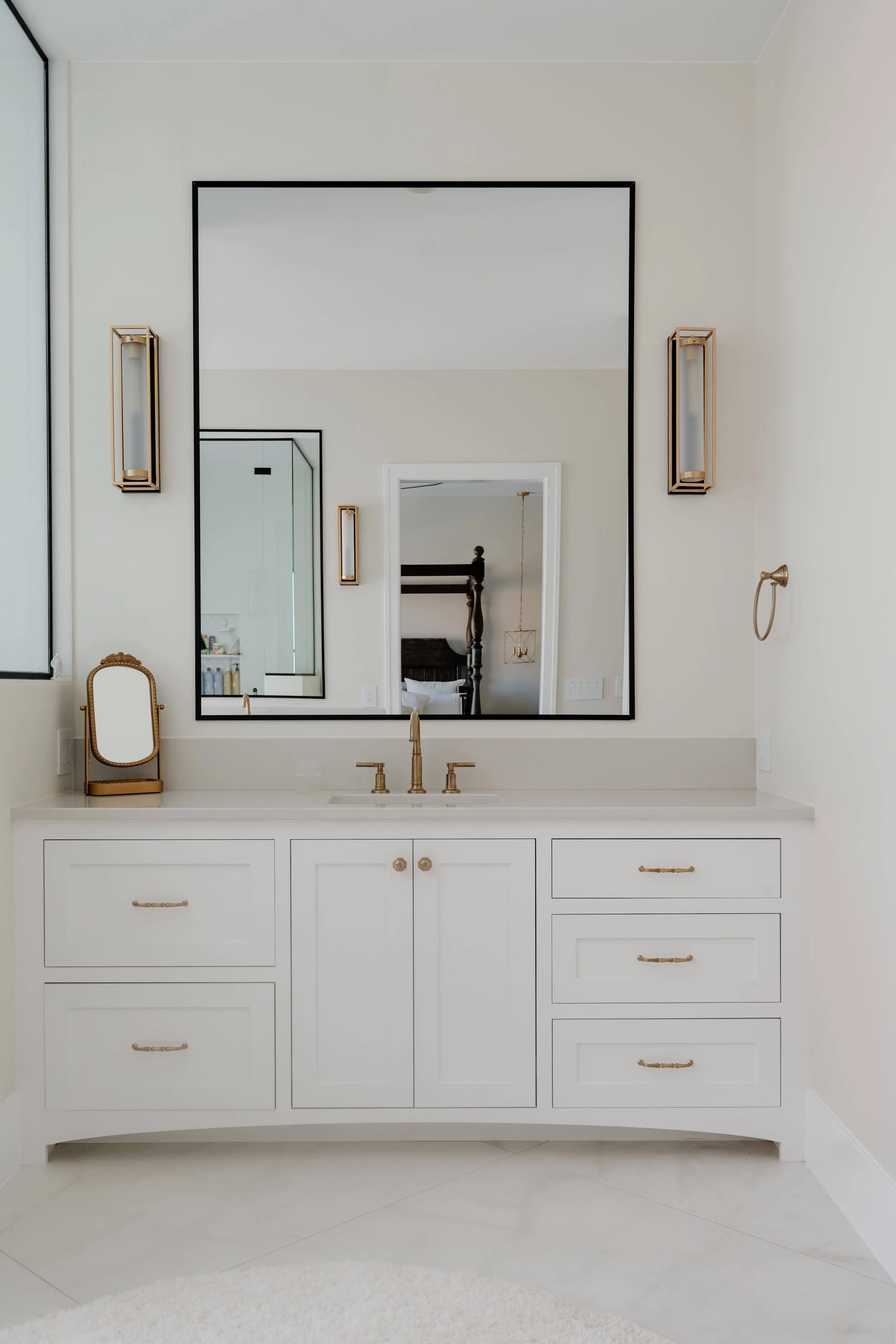 Bathroom3.jpg