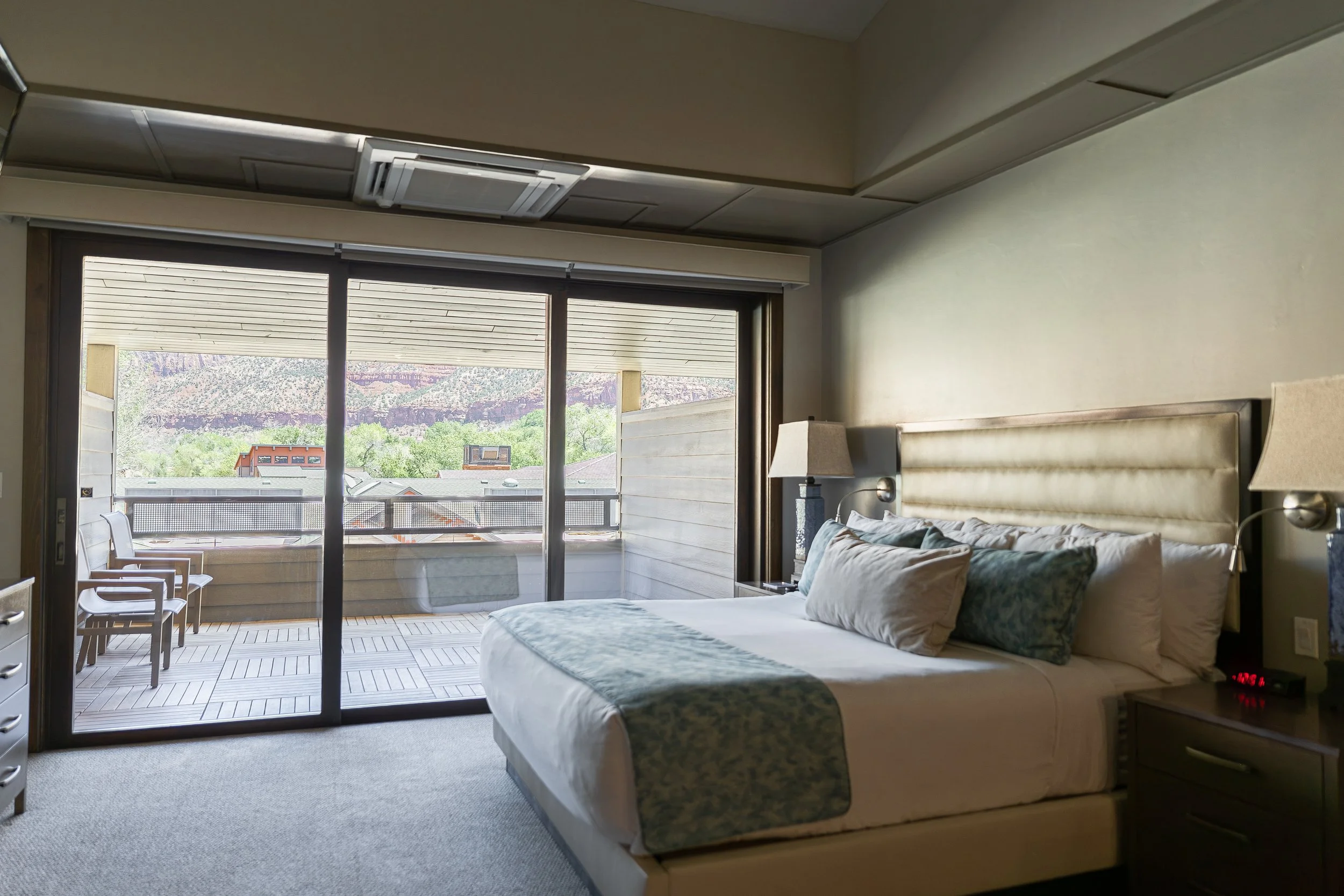 PrestigeWoodworks_Cable_Mountain_Lodge-35.jpg