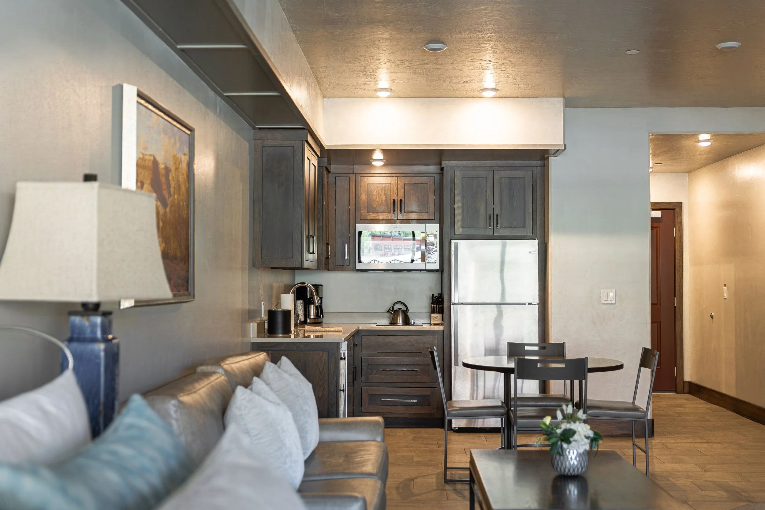 PrestigeWoodworks_Cable_Mountain_Lodge-32.jpg