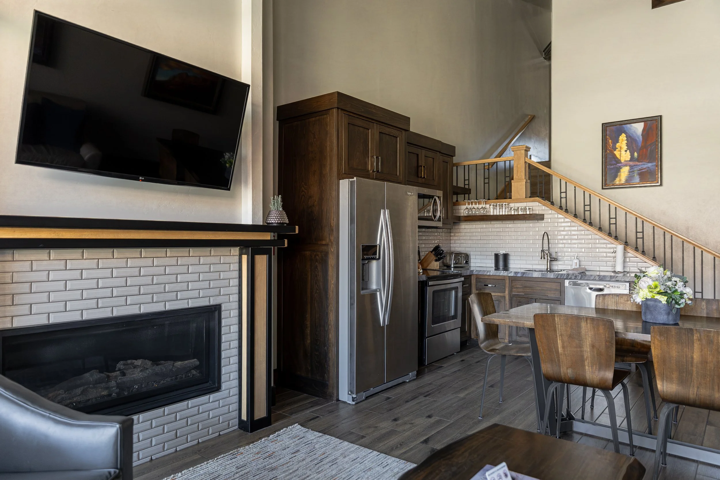 PrestigeWoodworks_Cable_Mountain_Lodge-59.jpg