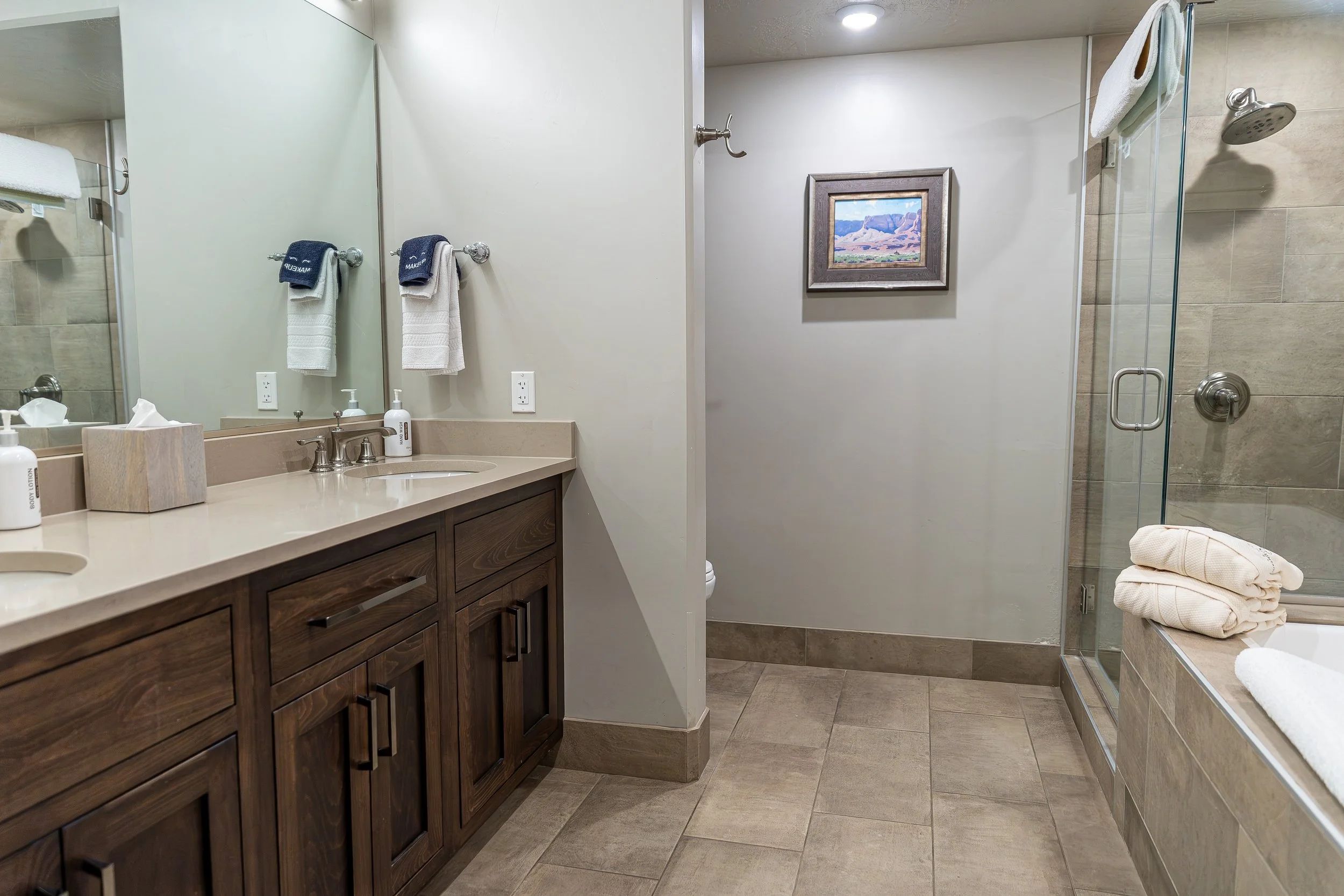 PrestigeWoodworks_Cable_Mountain_Lodge-46.jpg