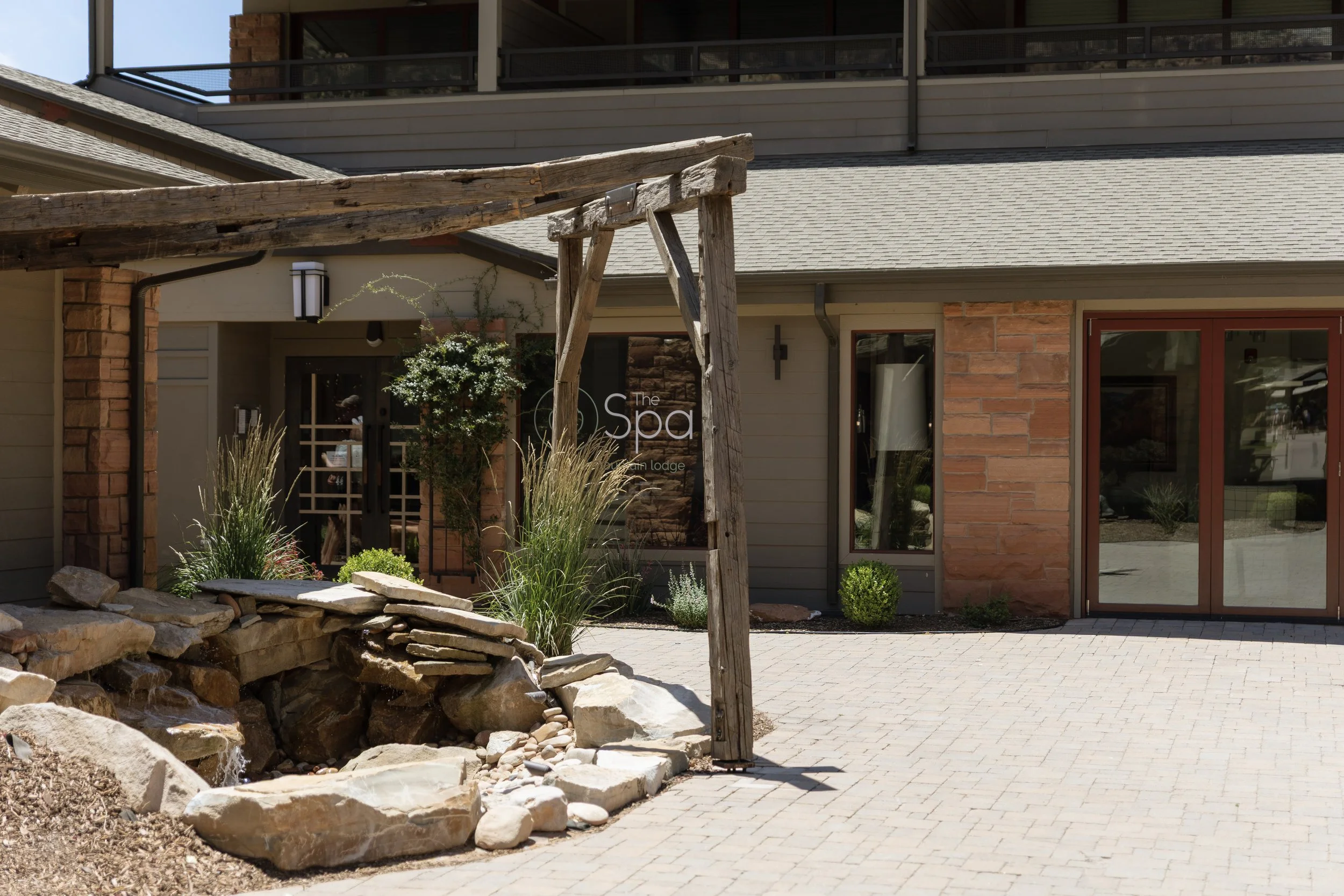 PrestigeWoodworks_Cable_Mountain_Lodge-99.jpg