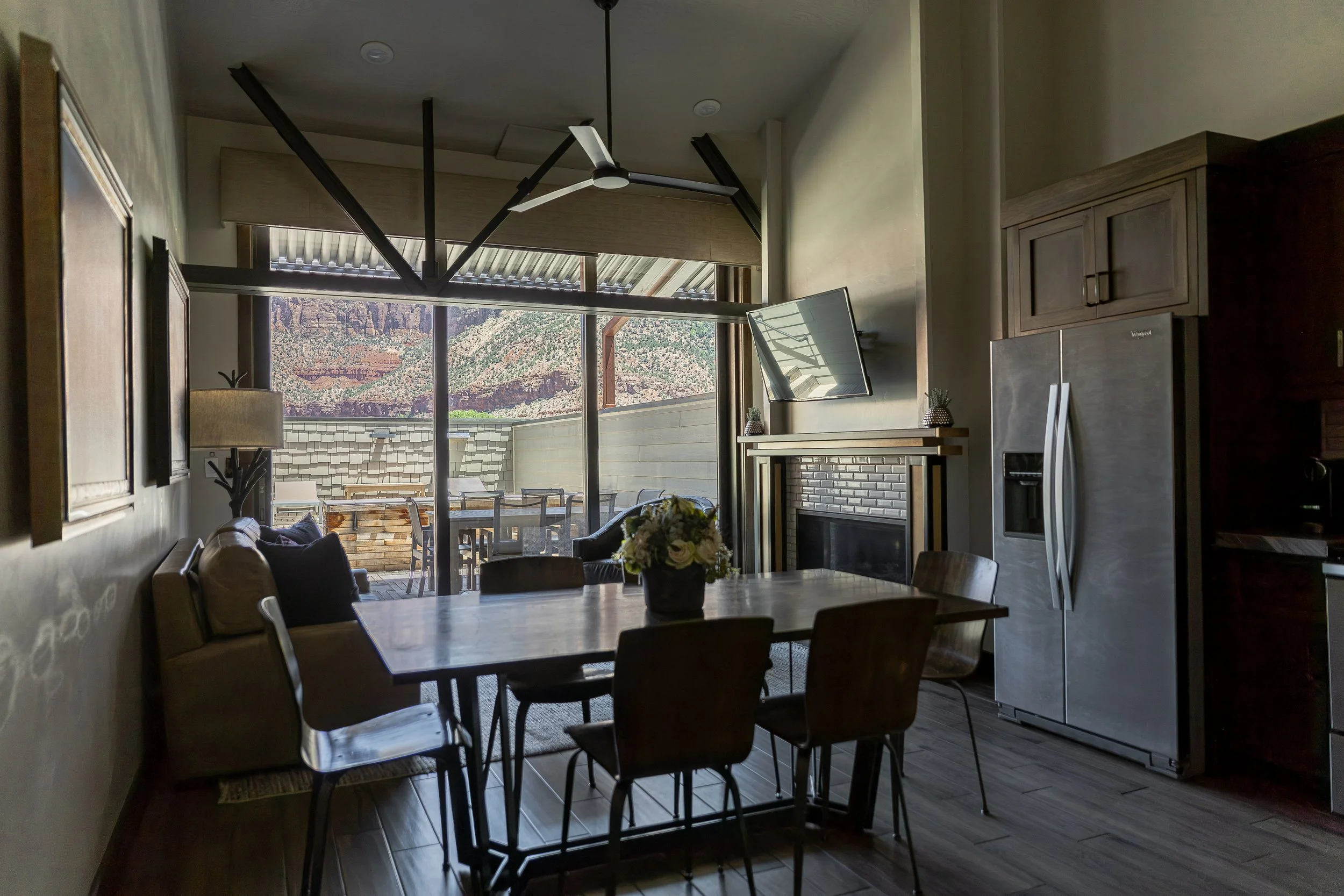 PrestigeWoodworks_Cable_Mountain_Lodge-60.jpg