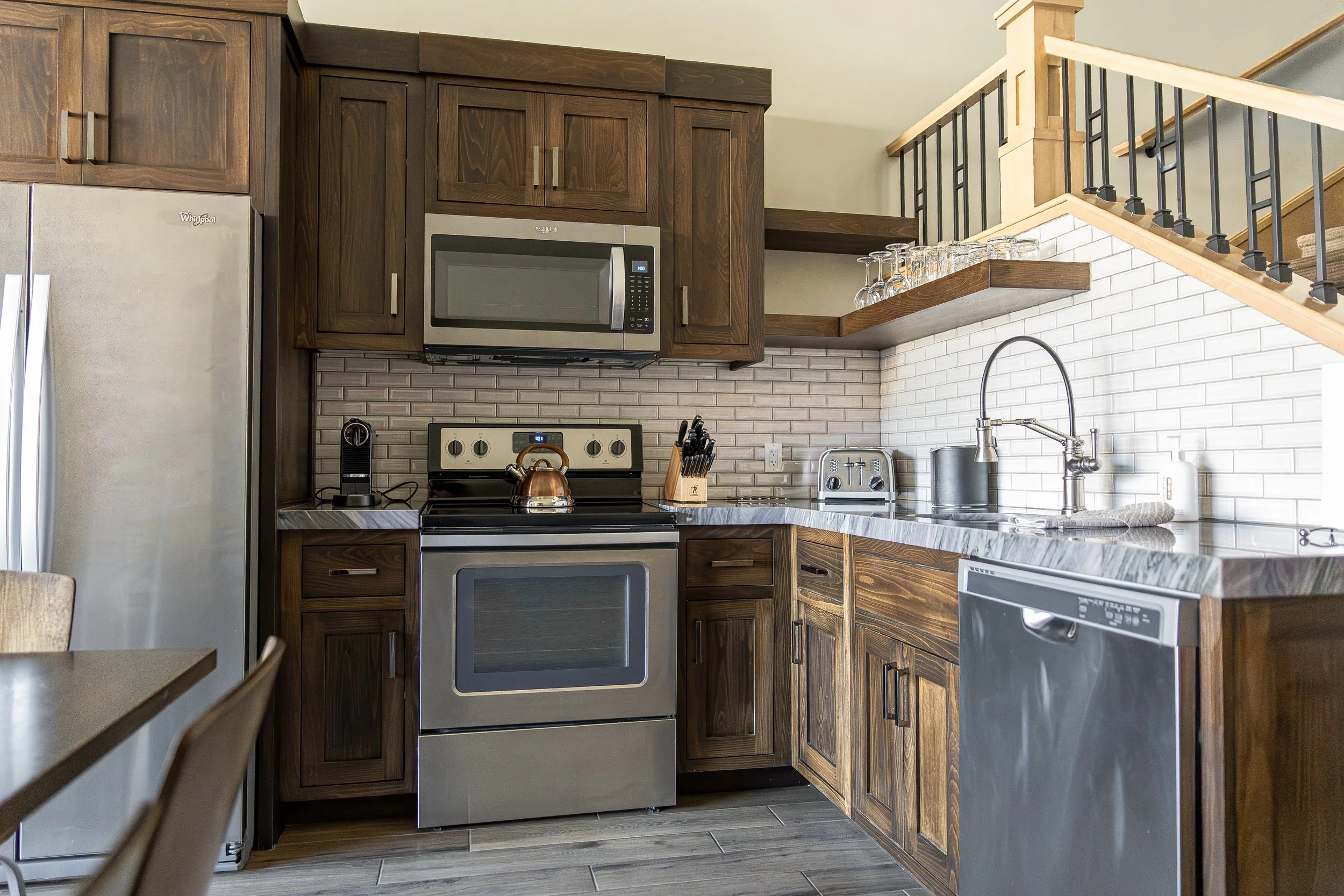 PrestigeWoodworks_Cable_Mountain_Lodge-47.jpg