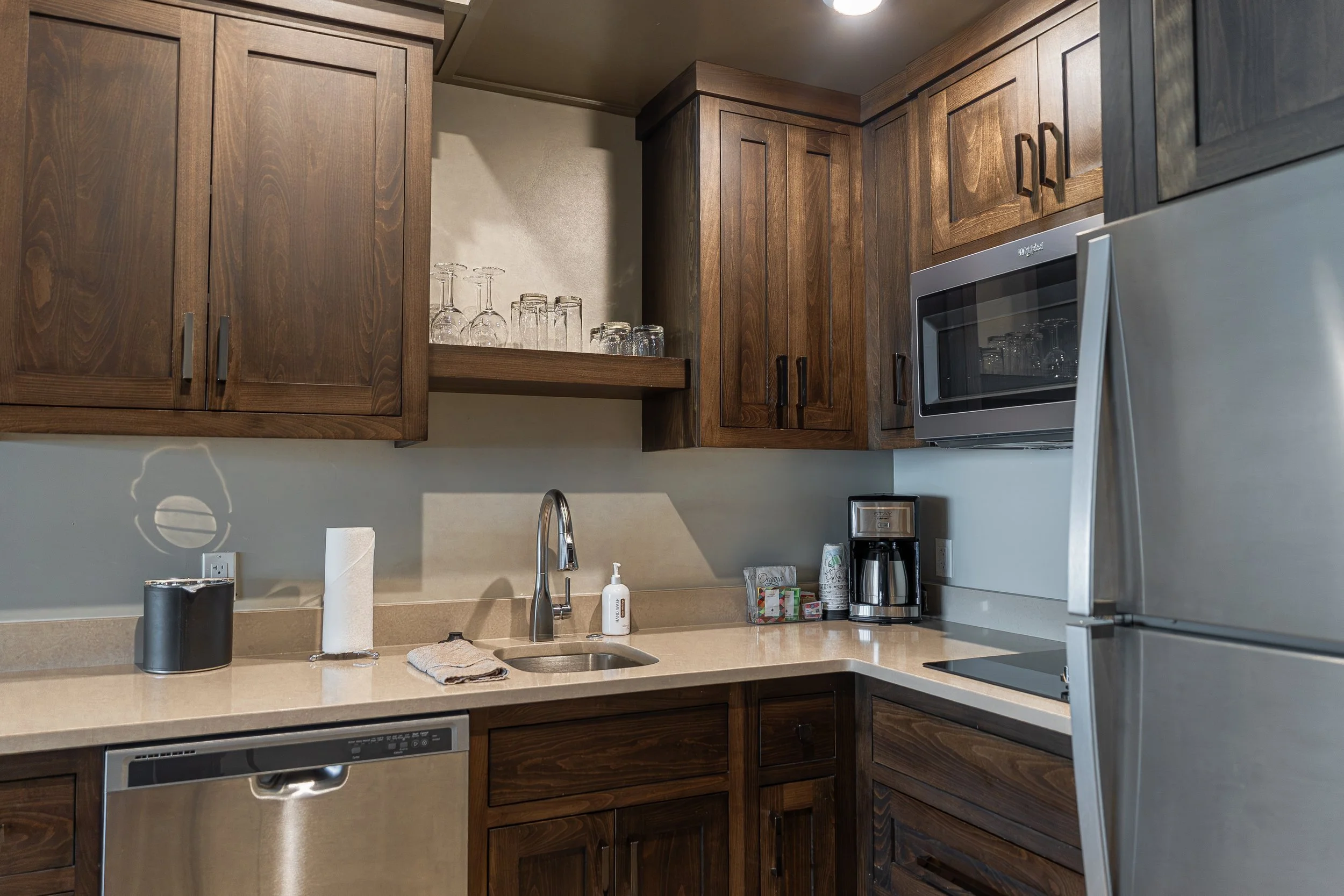 PrestigeWoodworks_Cable_Mountain_Lodge-15.jpg